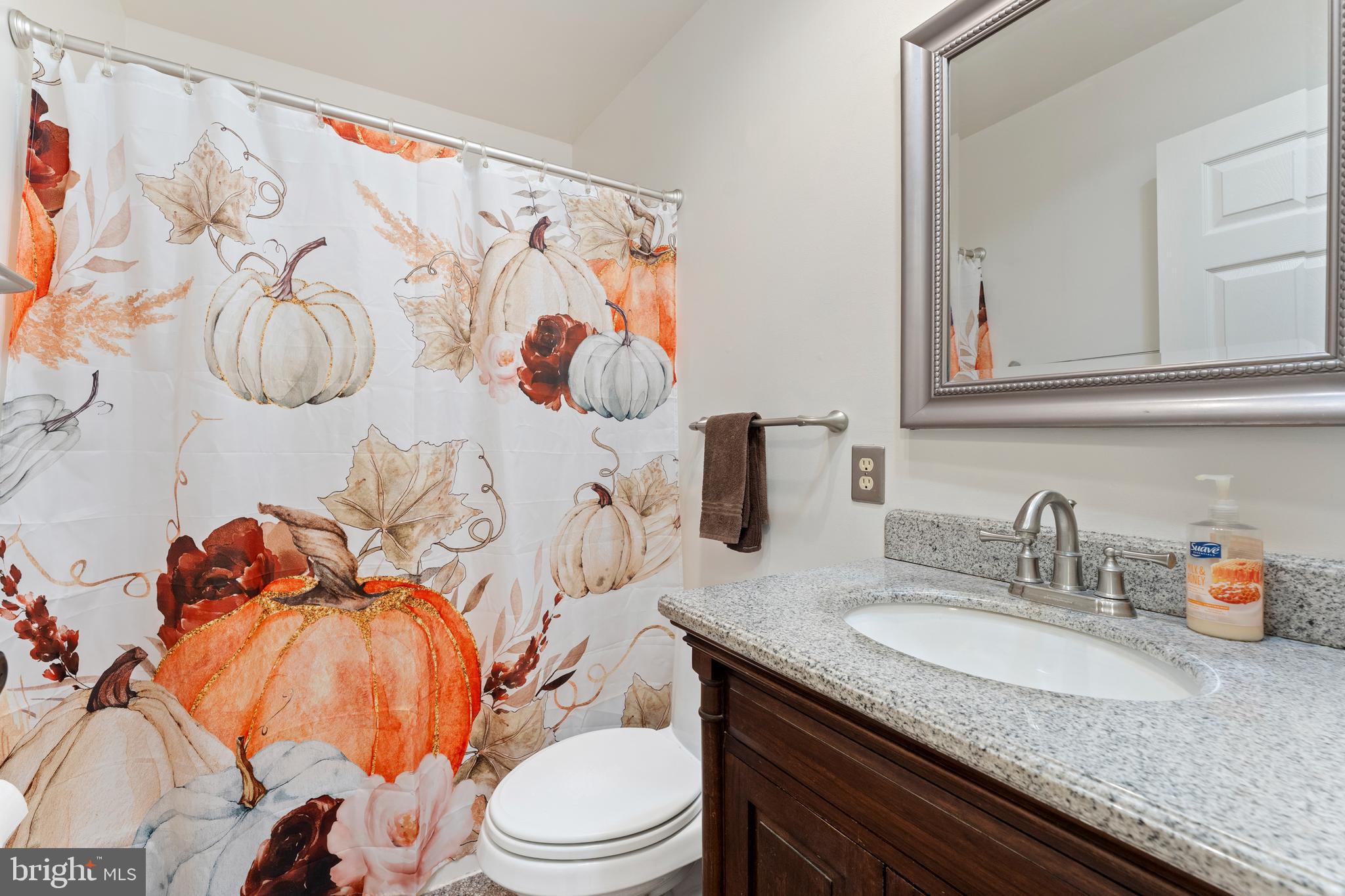 MOTTS RUN ESTATES - Residential