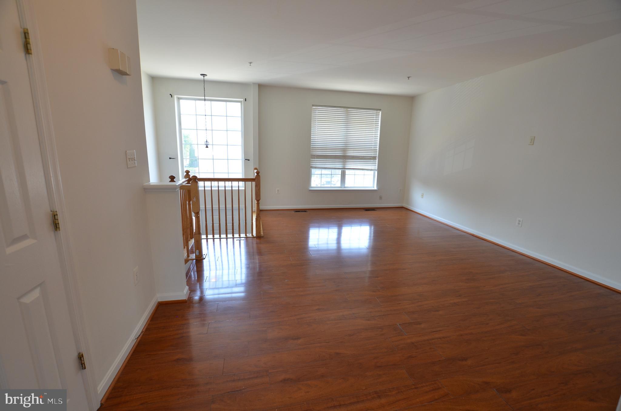 NORTH CROSSING - Residential Lease