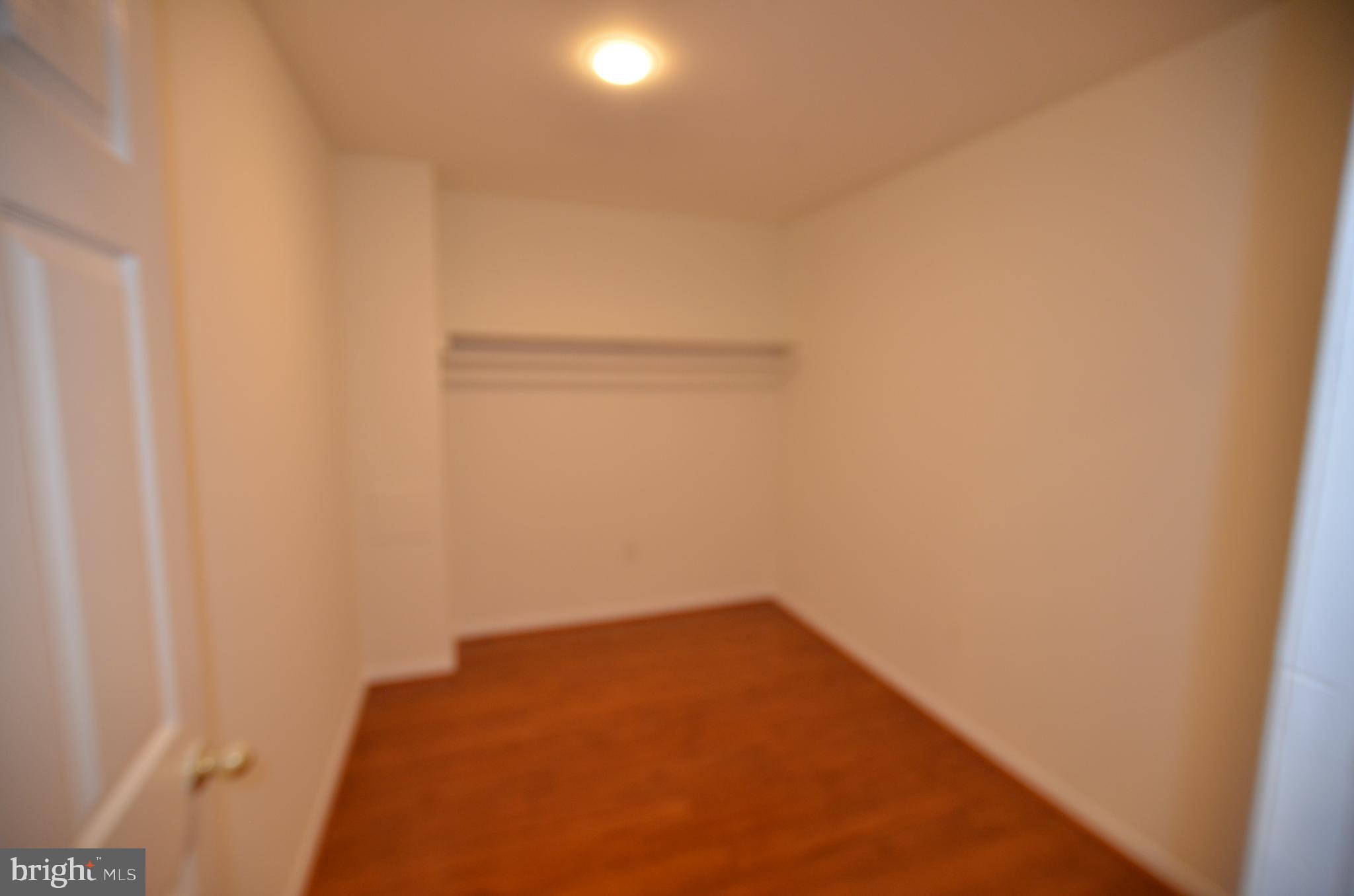 NORTH CROSSING - Residential Lease