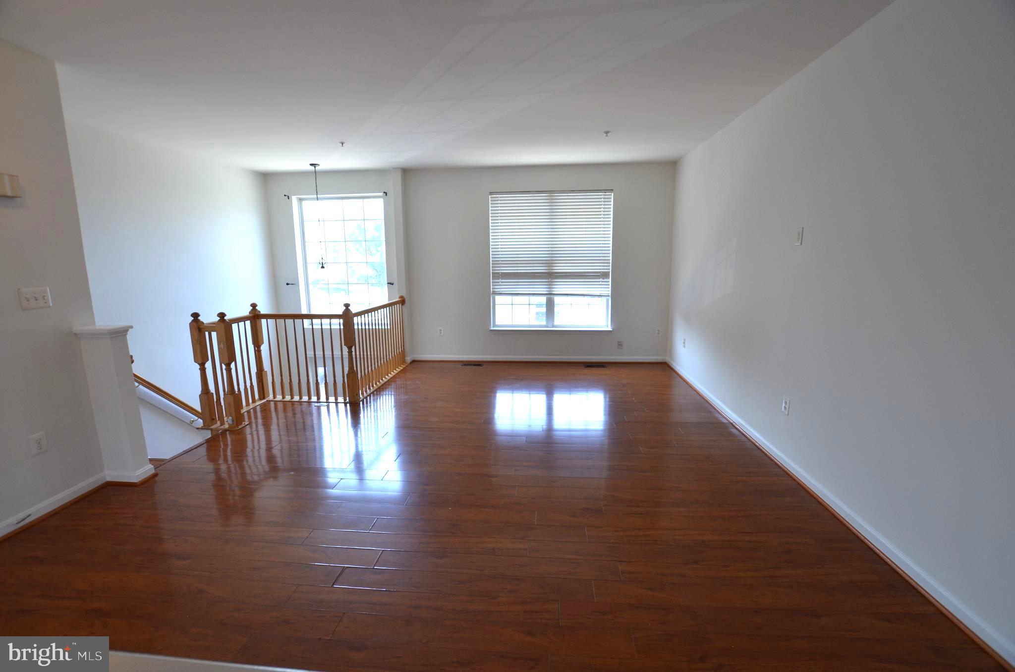 NORTH CROSSING - Residential Lease