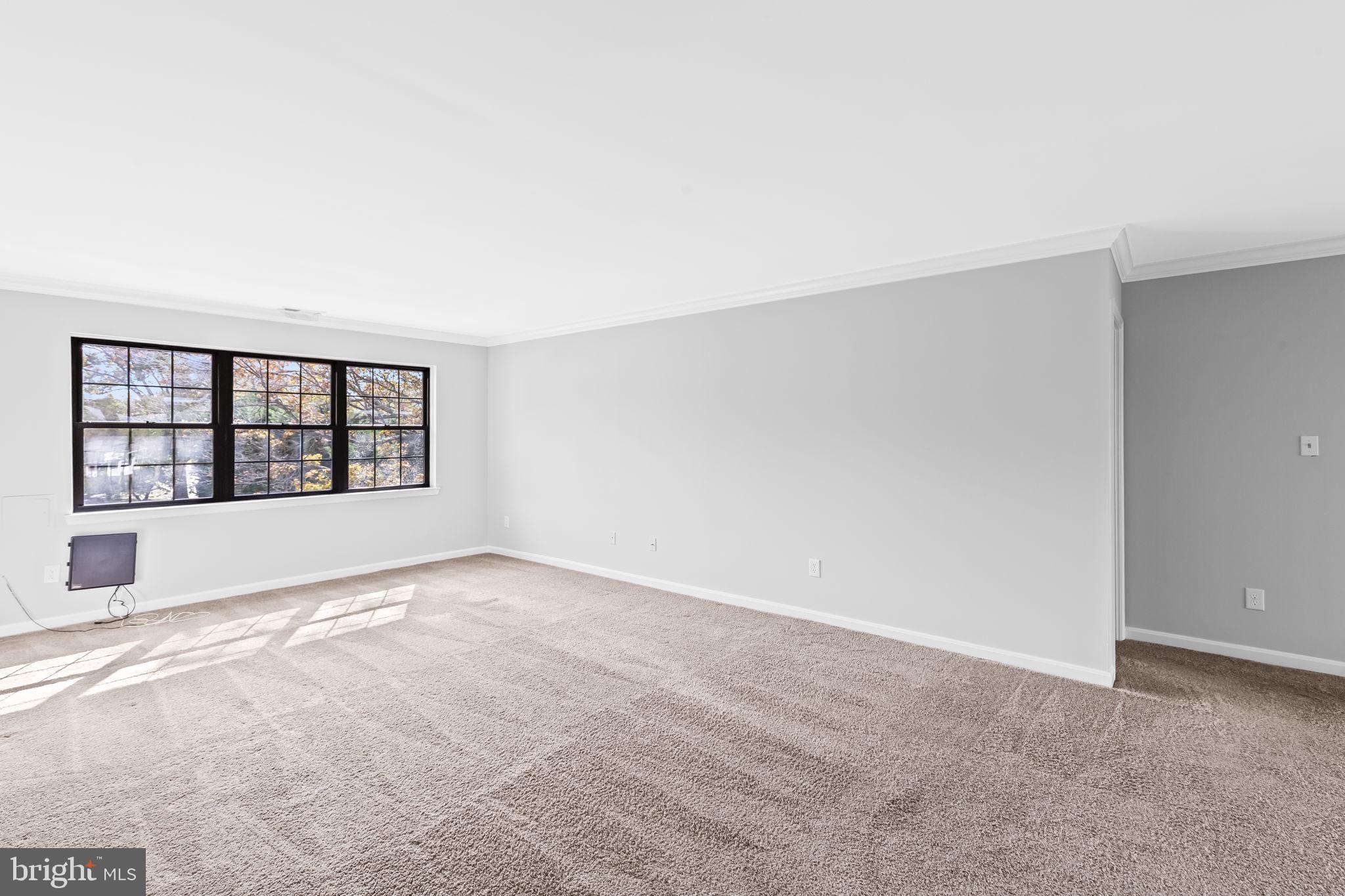 10 CHOATE COURT 10E