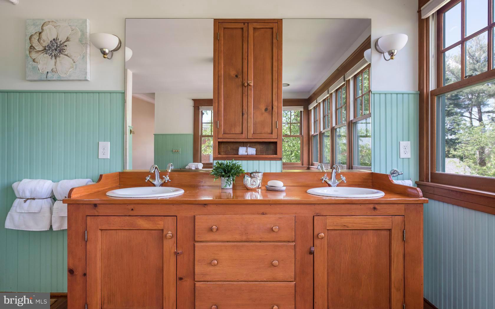 EASTPORT - Residential