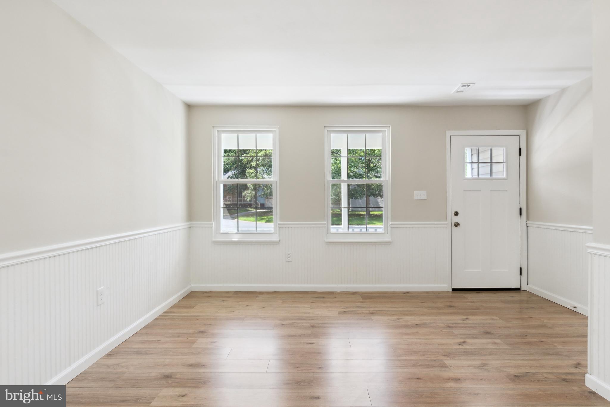 ST CHARLES BANNISTER - Residential