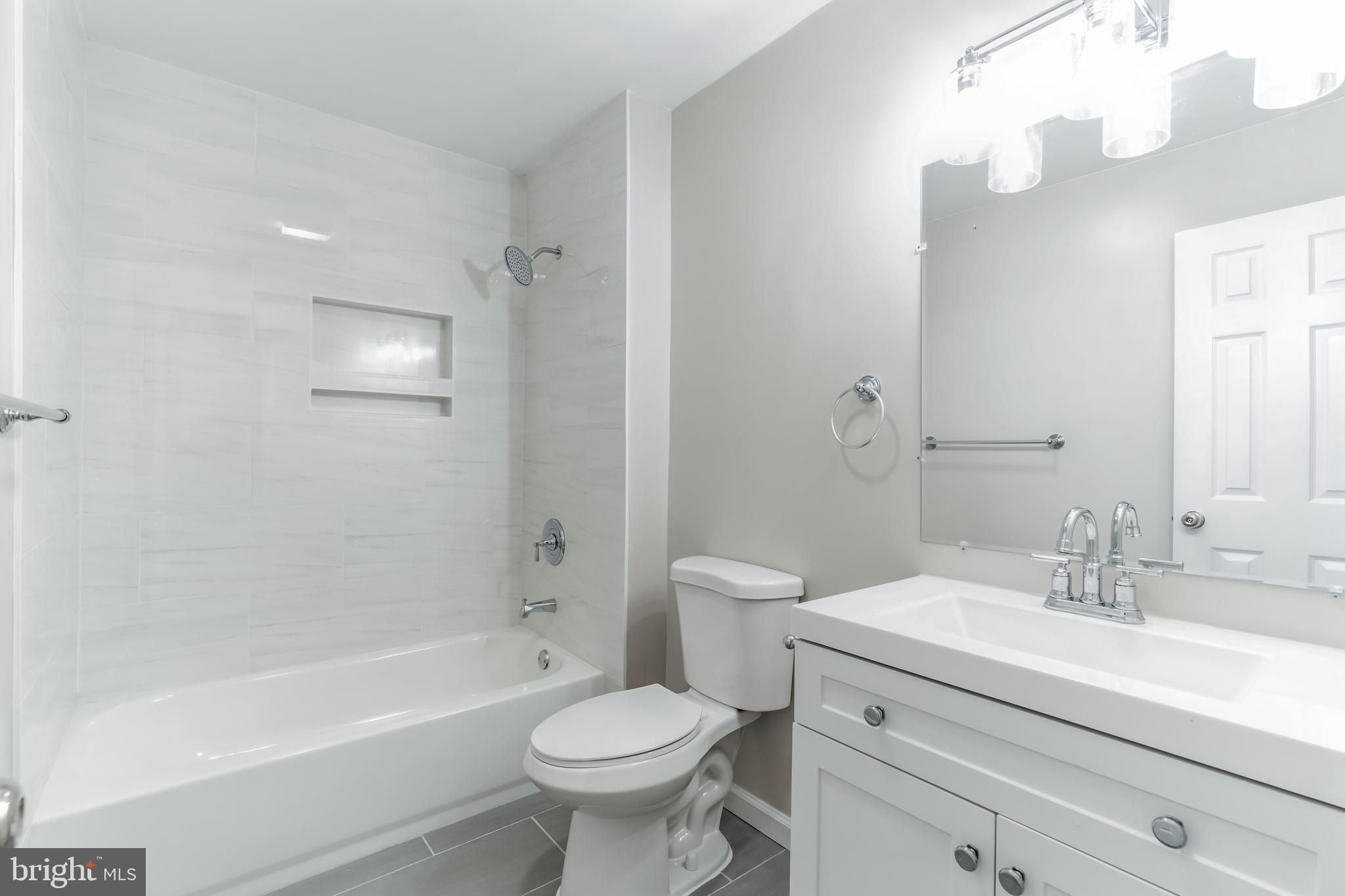 ST CHARLES BANNISTER - Residential