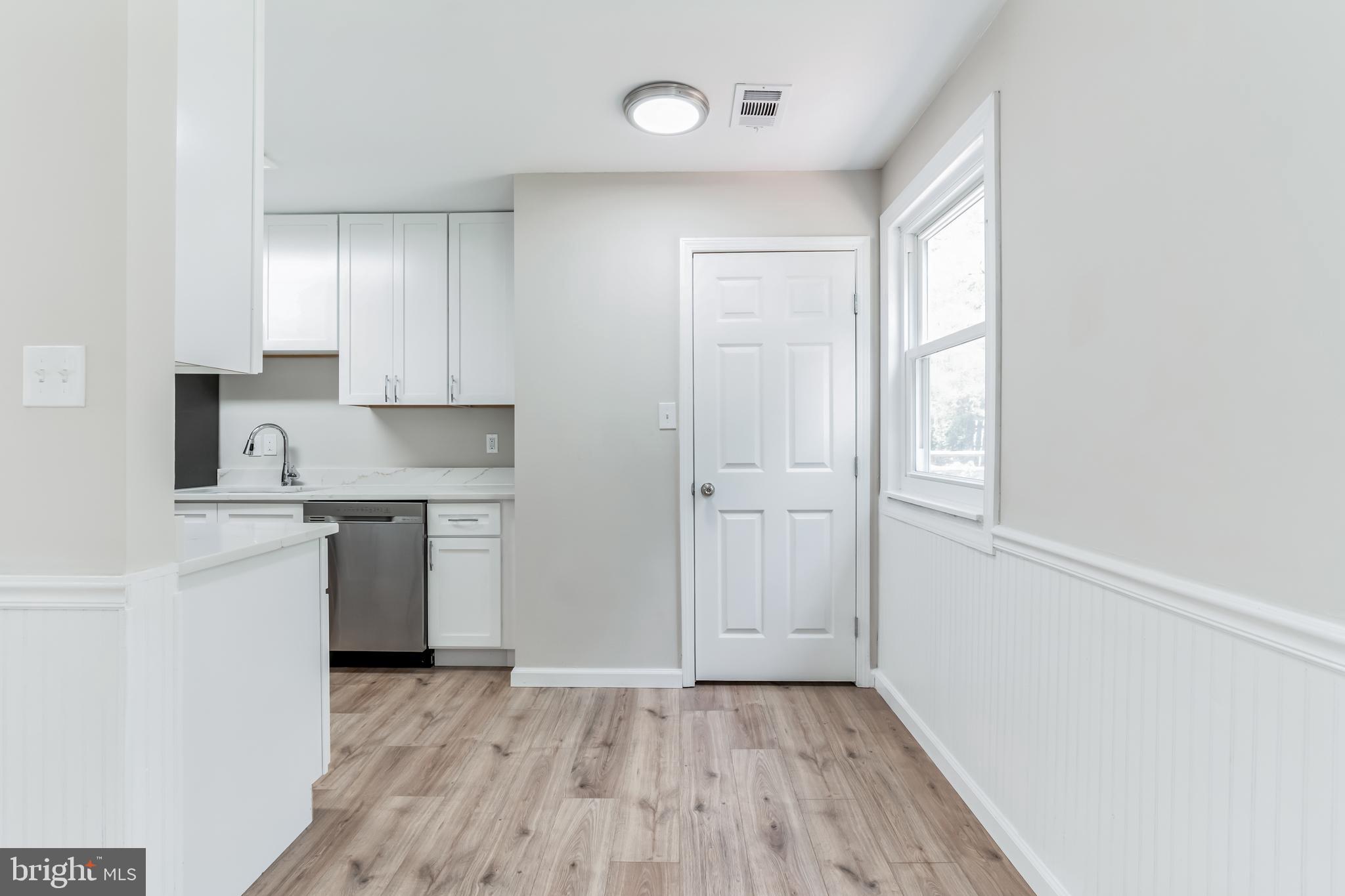 ST CHARLES BANNISTER - Residential