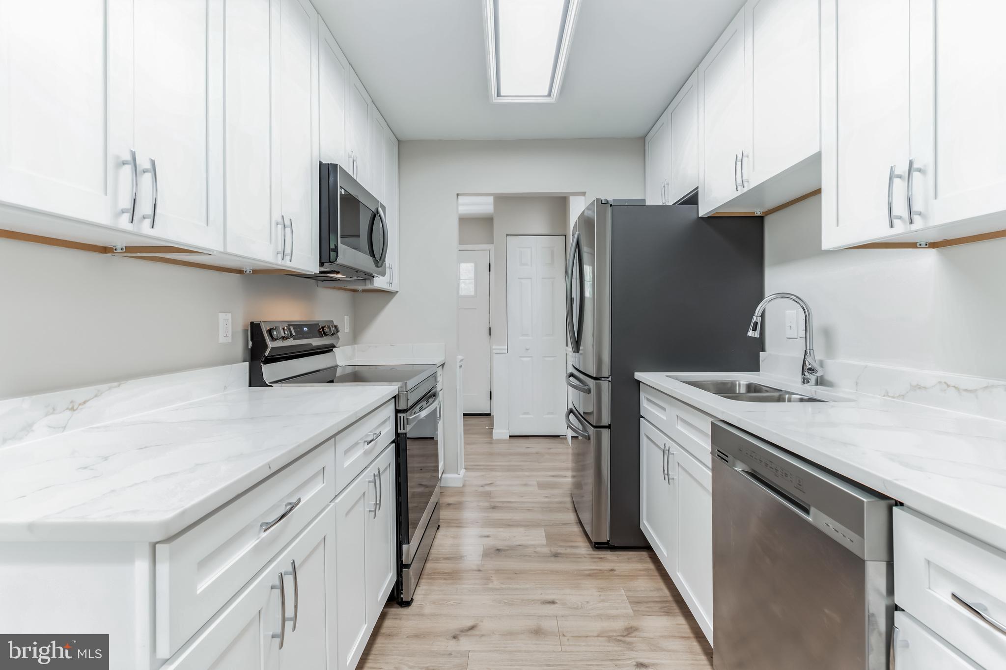 ST CHARLES BANNISTER - Residential