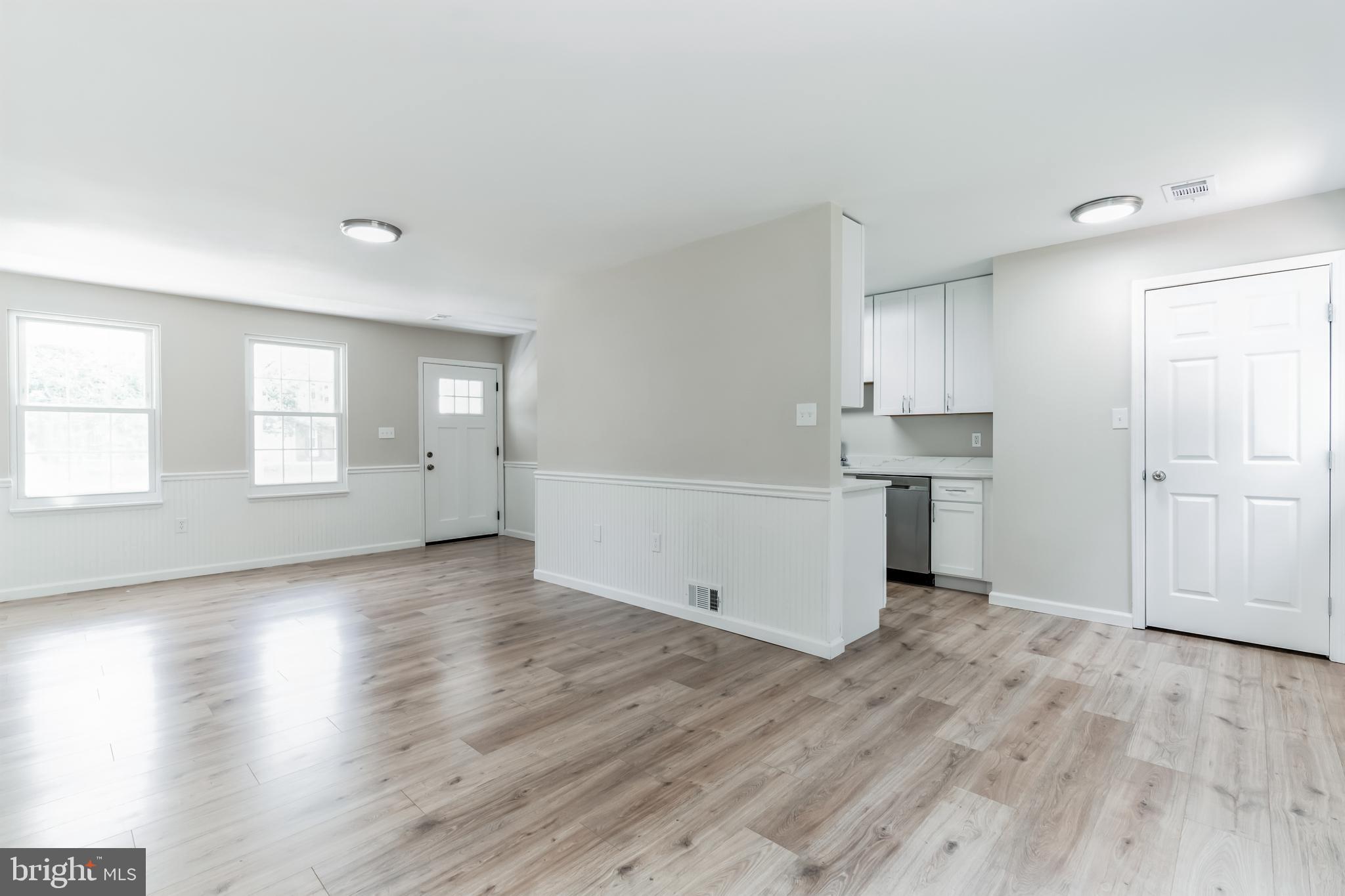 ST CHARLES BANNISTER - Residential