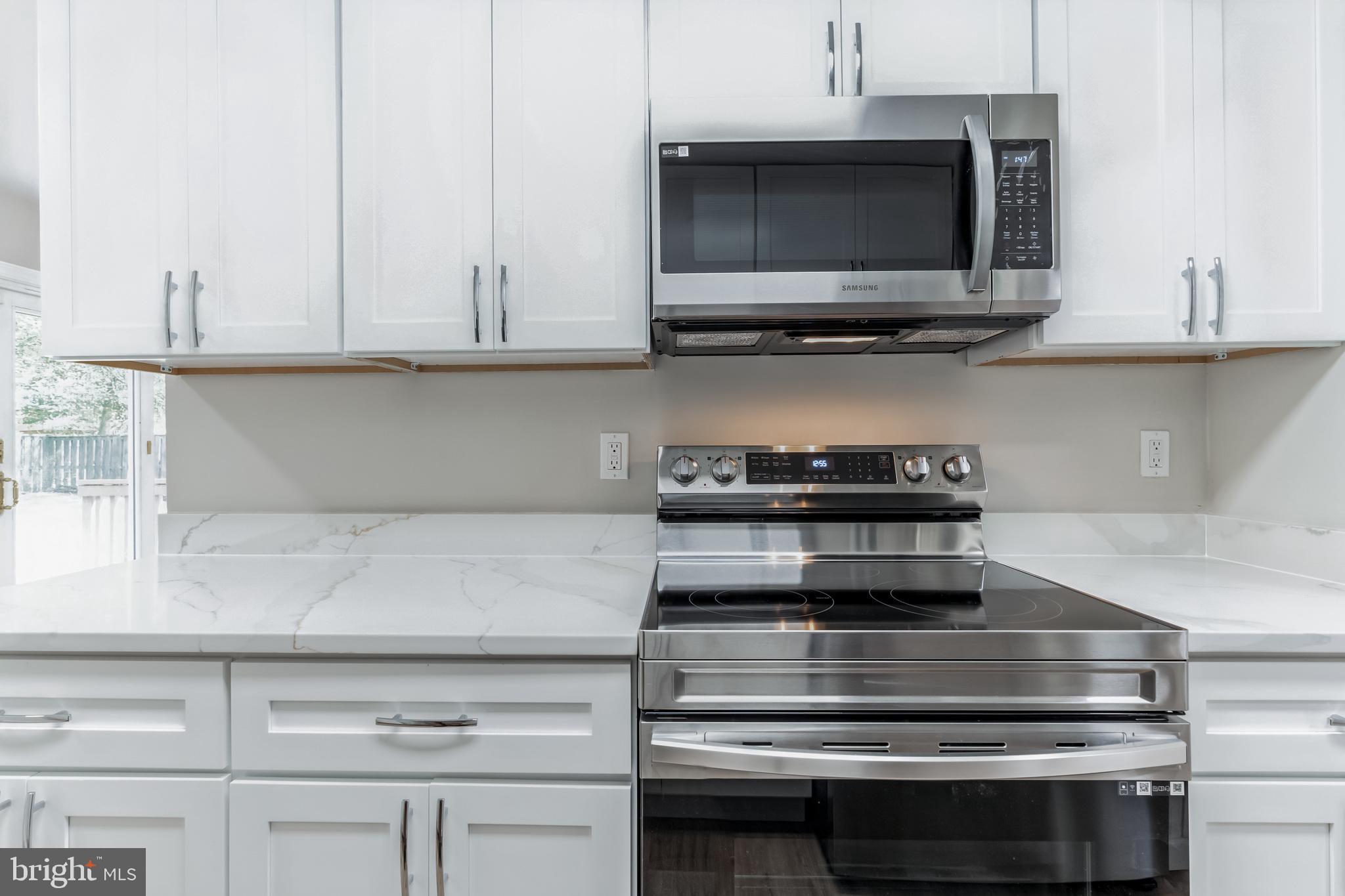 ST CHARLES BANNISTER - Residential