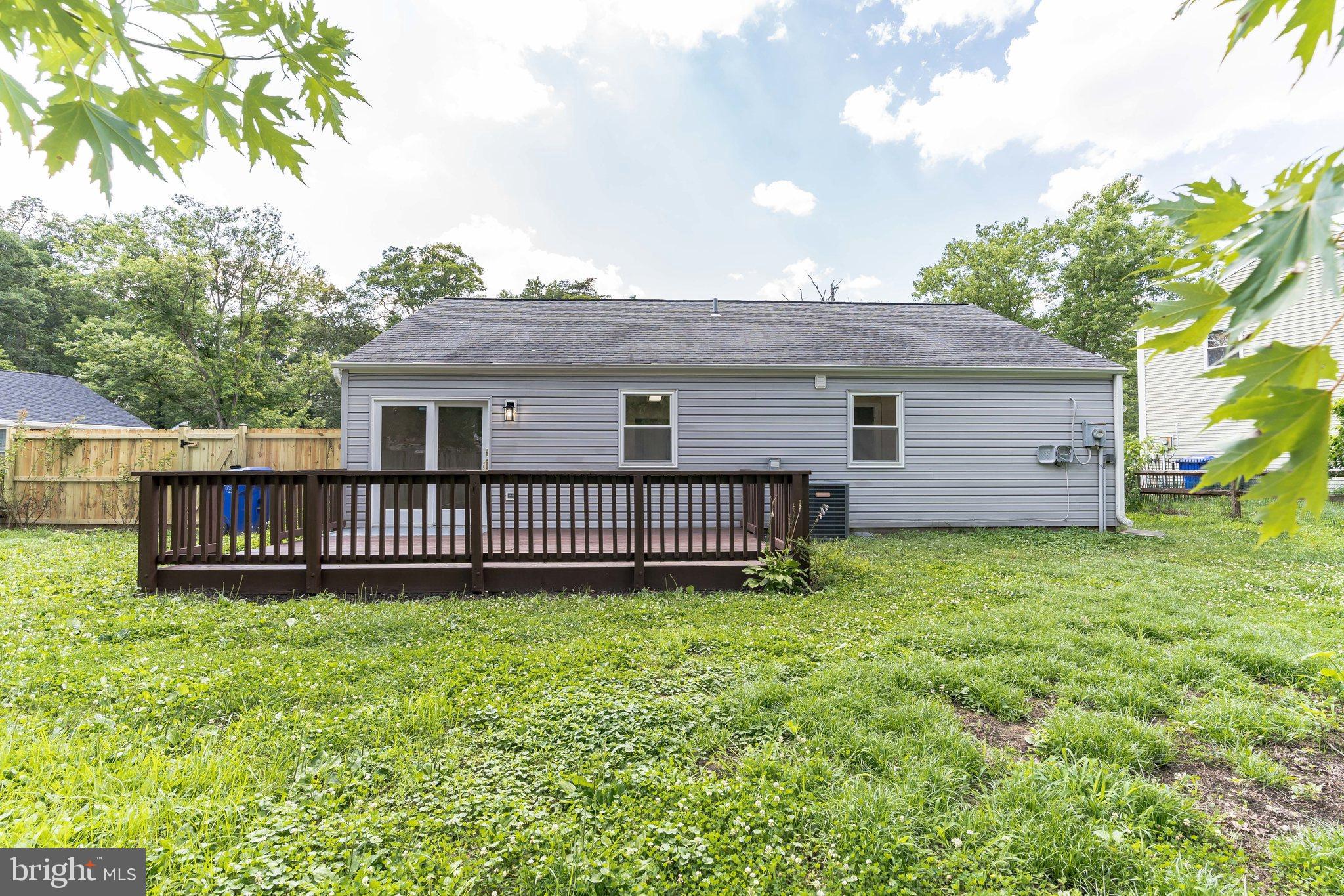 ST CHARLES BANNISTER - Residential