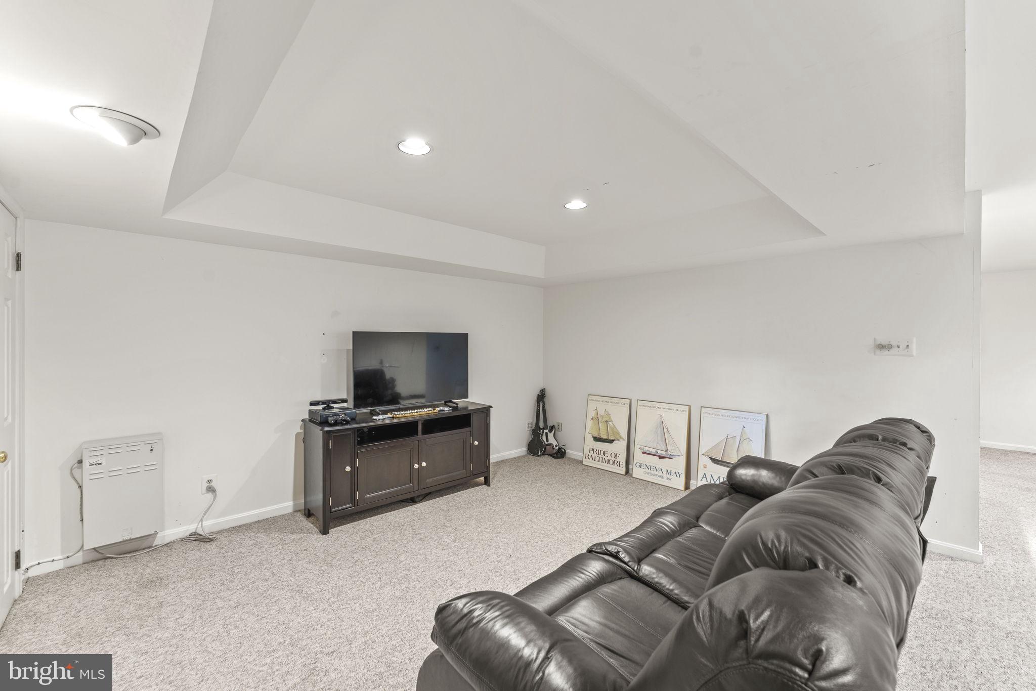 CAMELOT - Residential