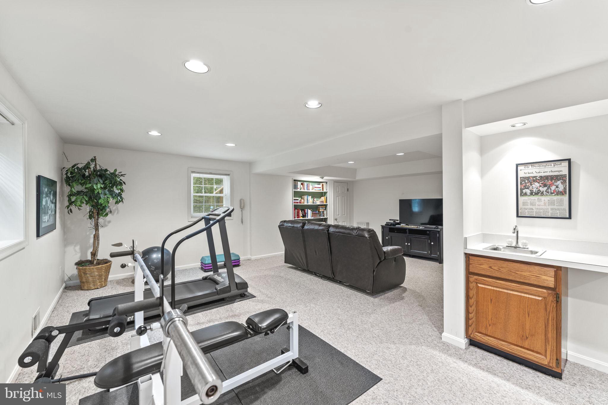 CAMELOT - Residential