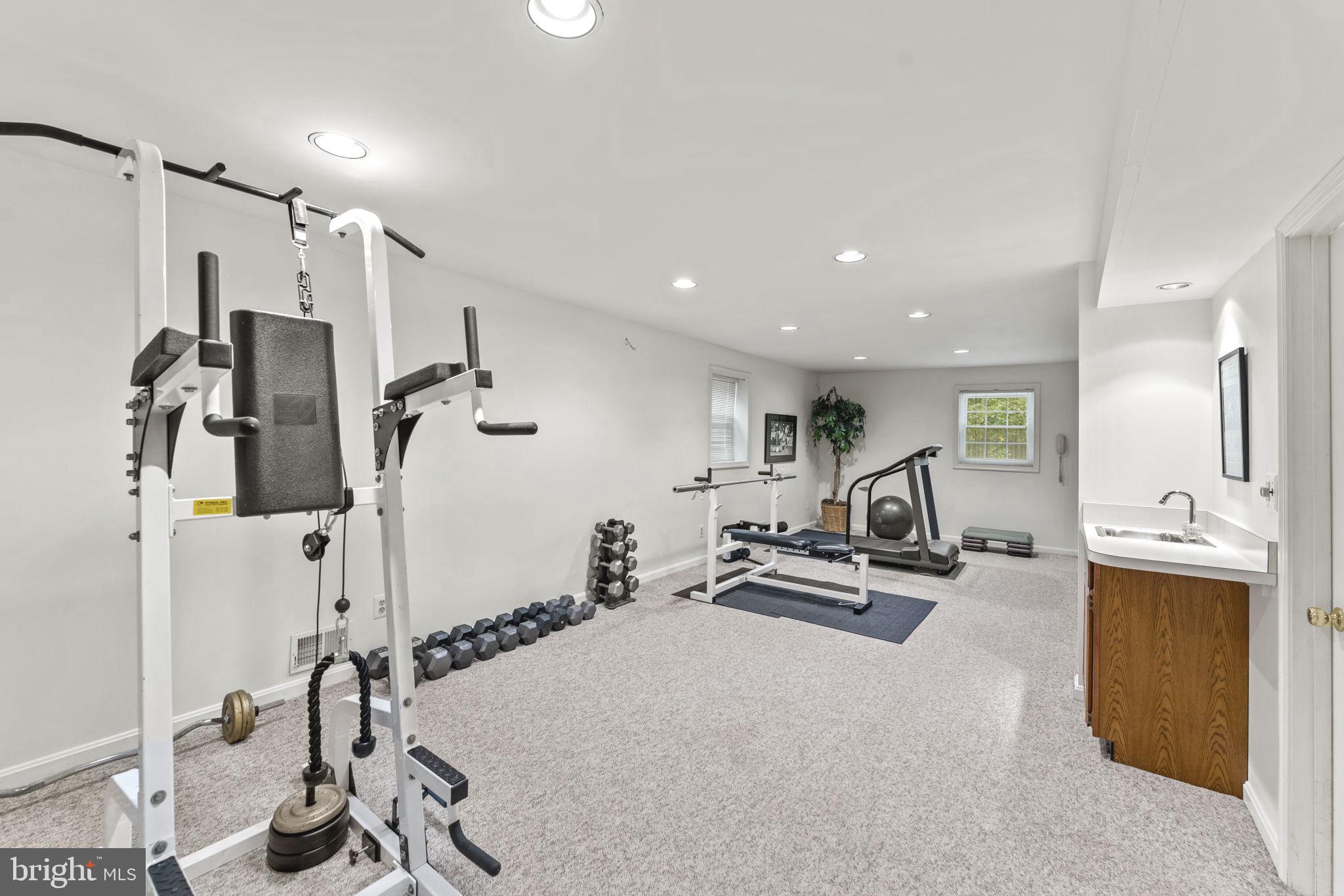 CAMELOT - Residential