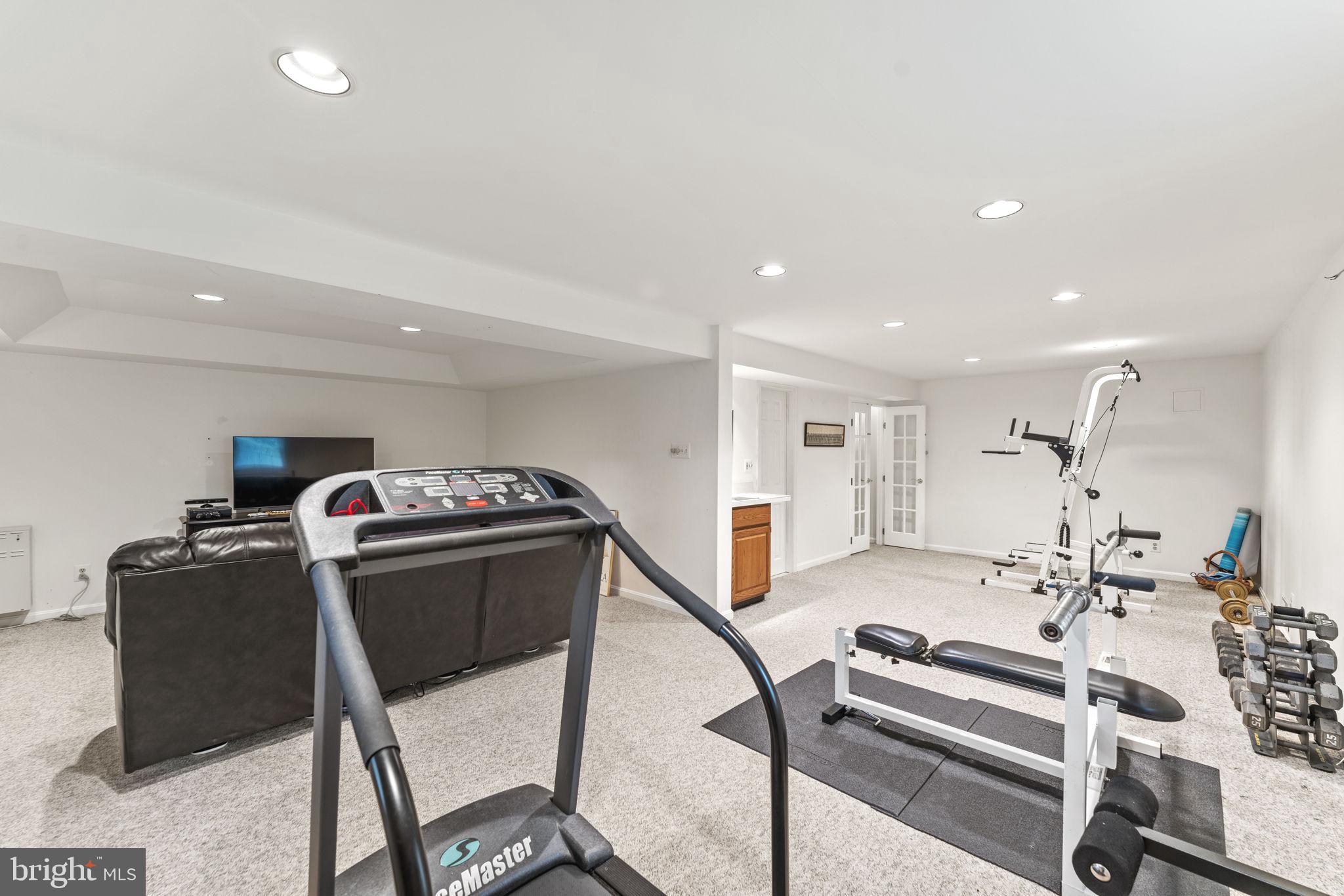 CAMELOT - Residential