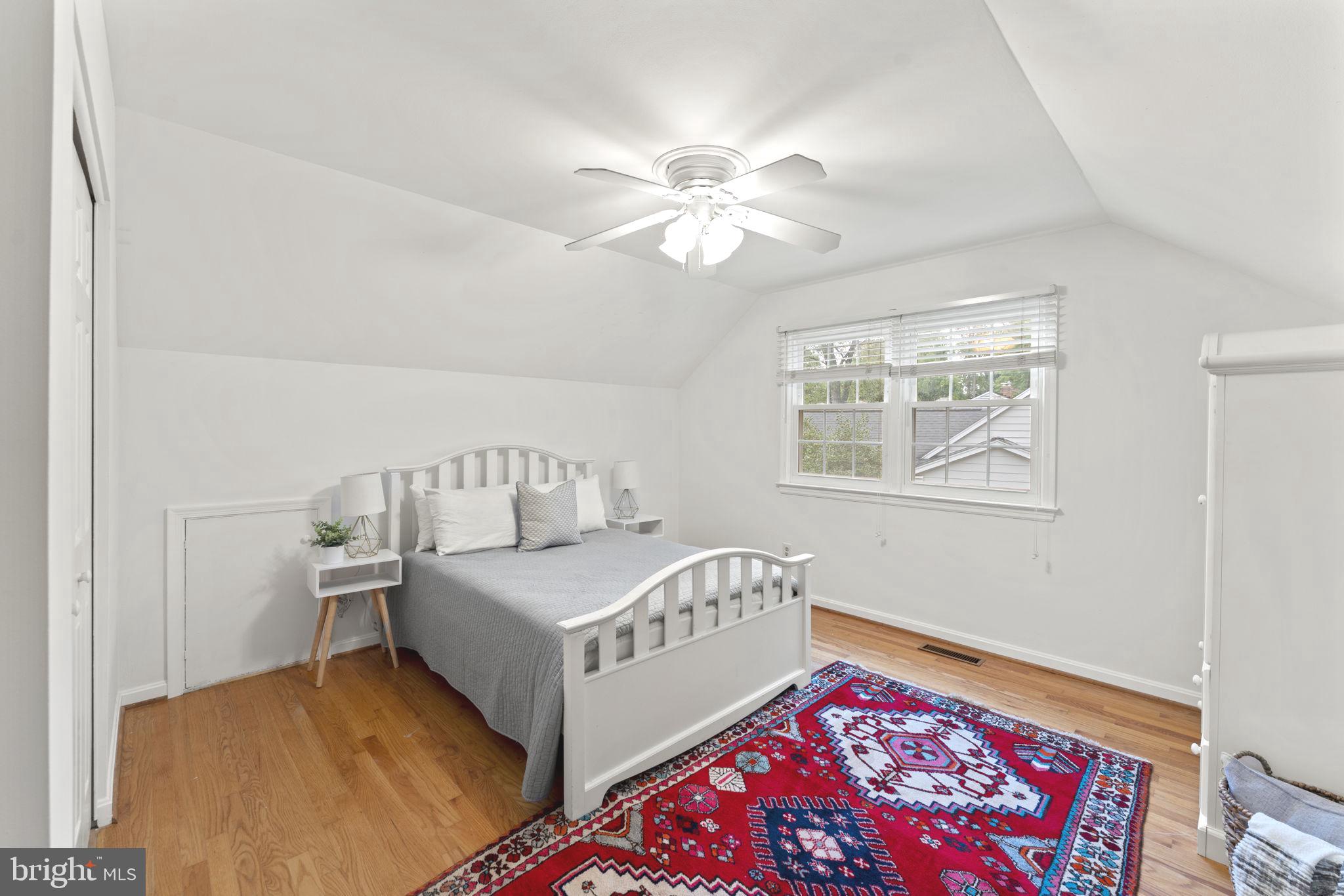 CAMELOT - Residential