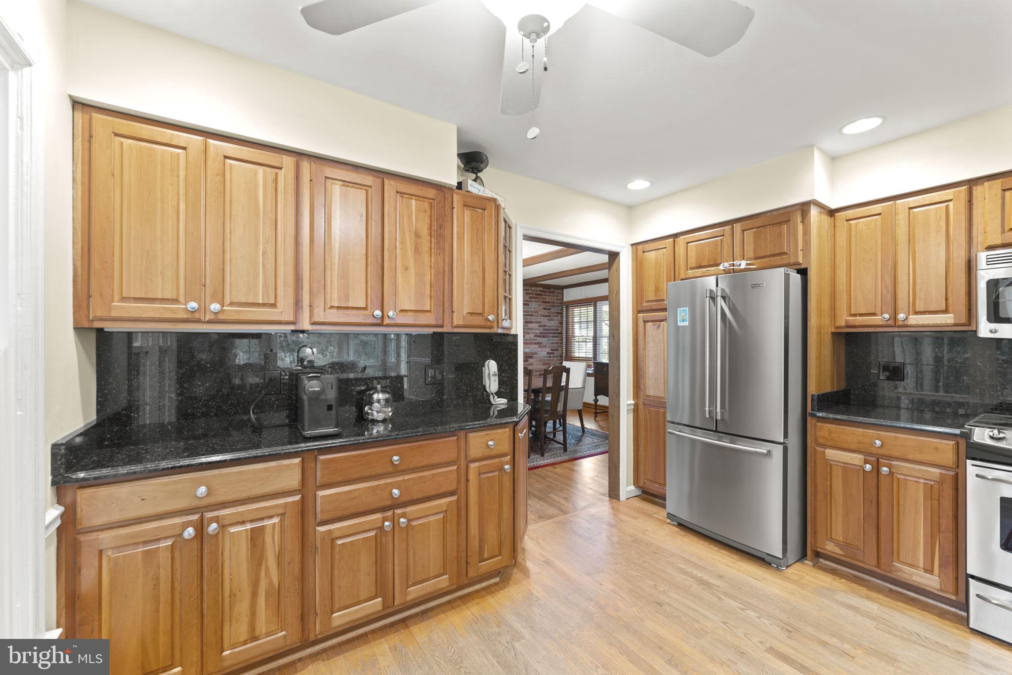 CAMELOT - Residential