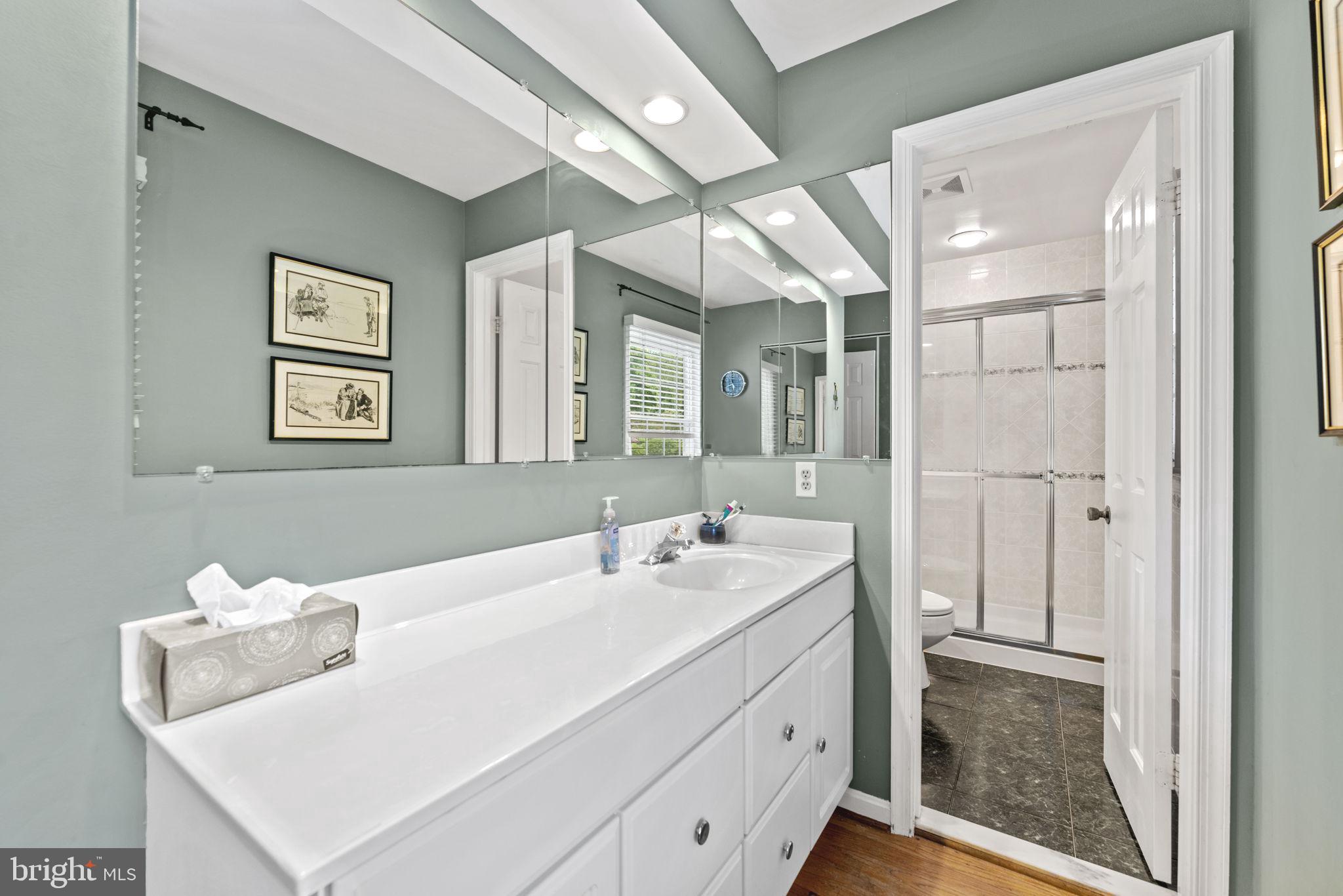 CAMELOT - Residential