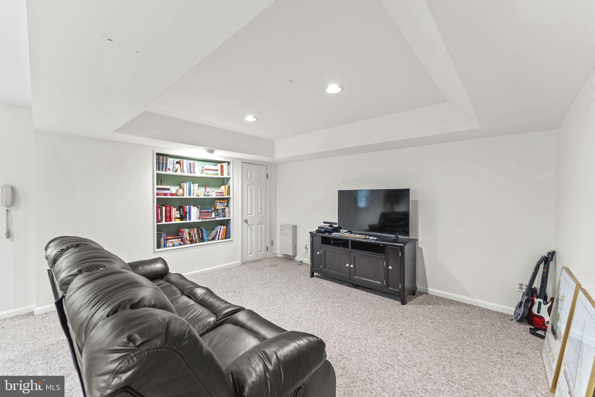 CAMELOT - Residential