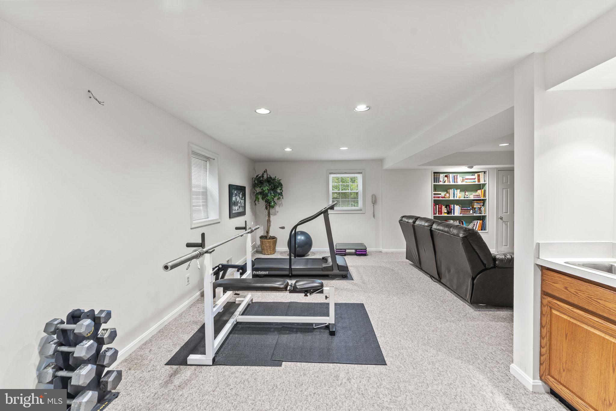 CAMELOT - Residential