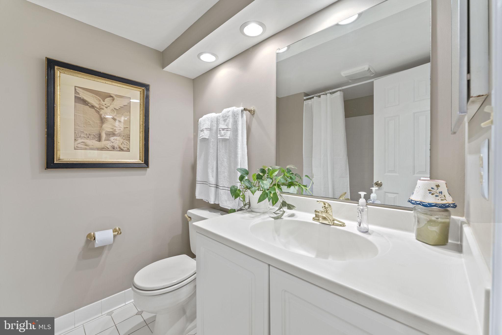 CAMELOT - Residential