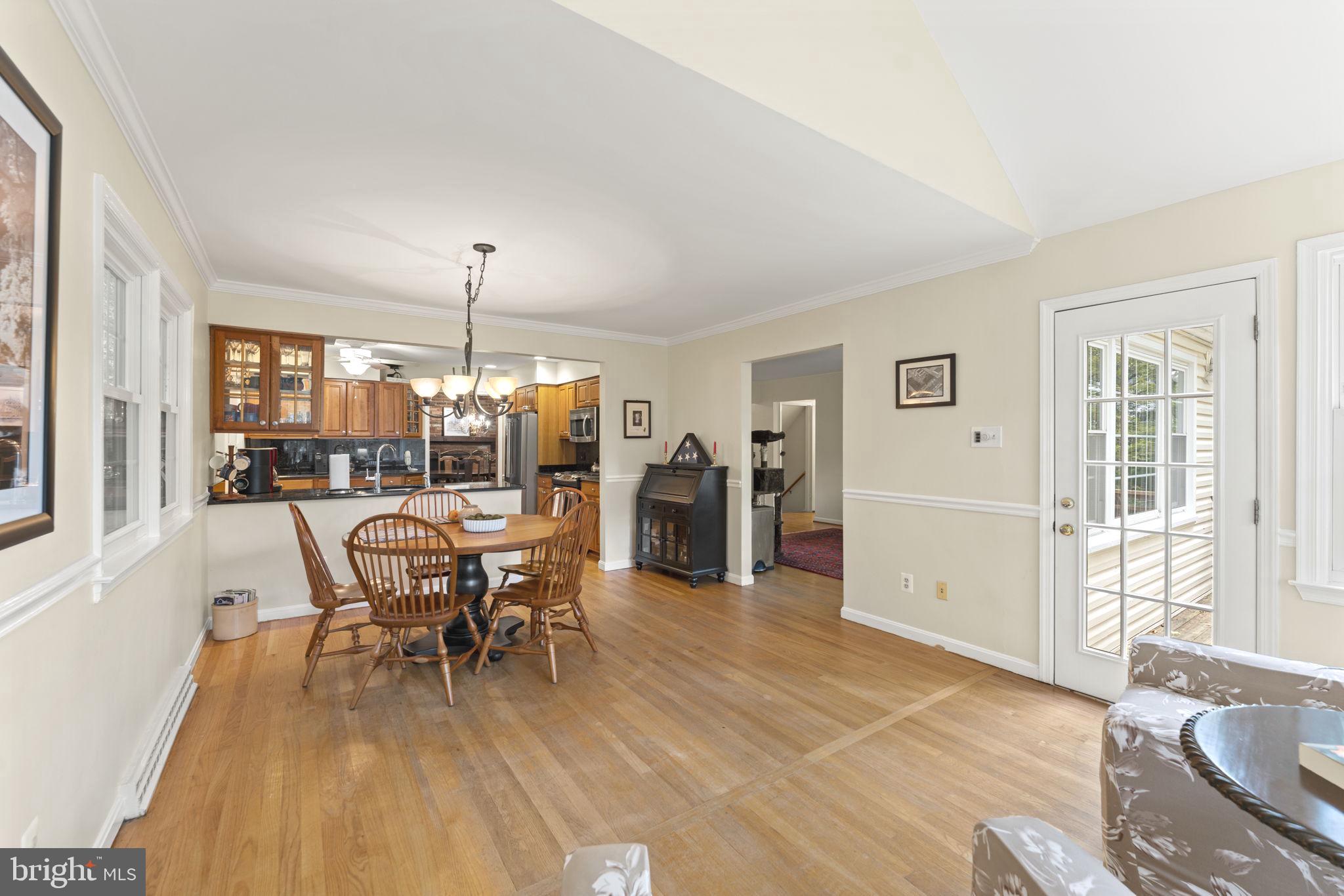 CAMELOT - Residential