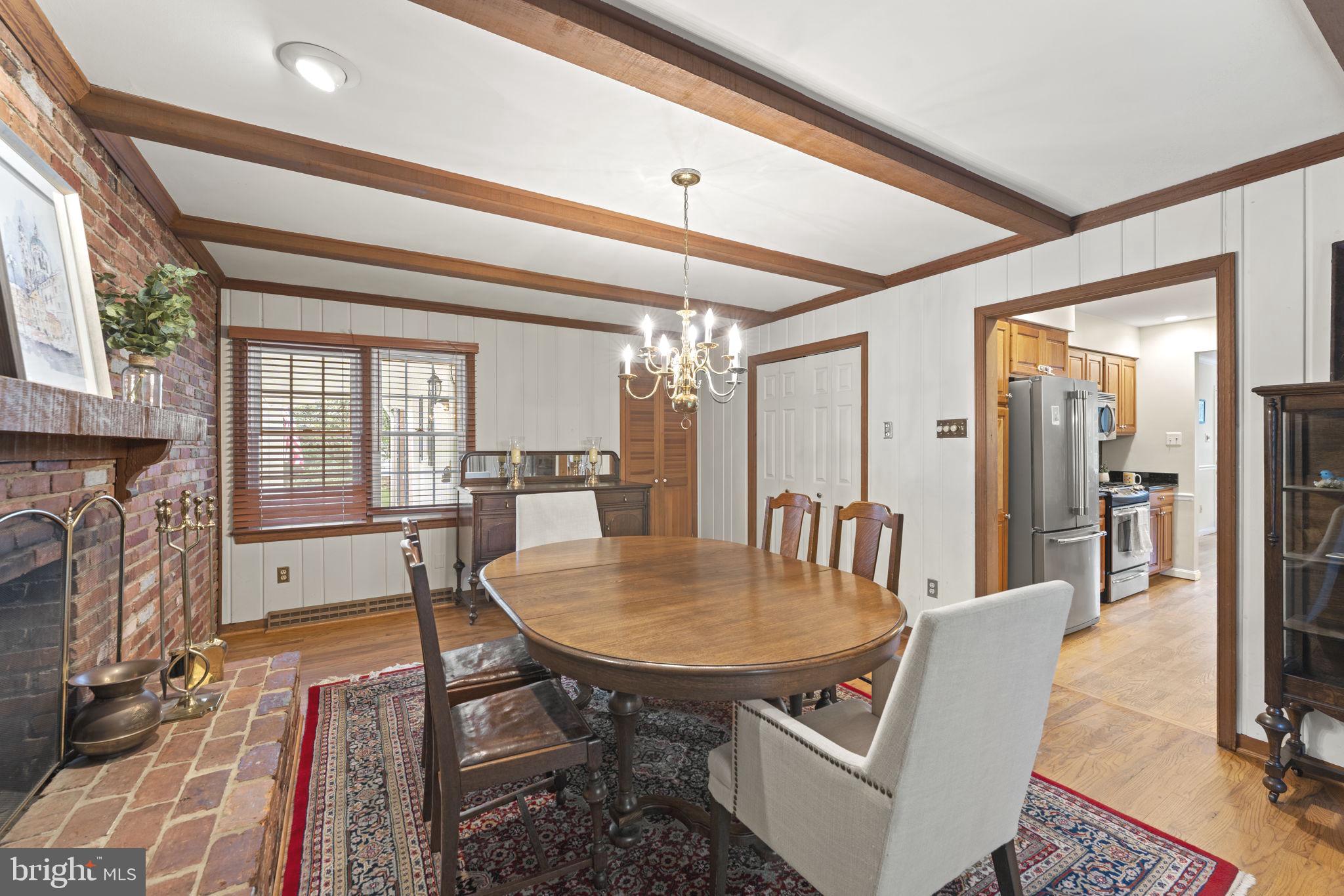 CAMELOT - Residential