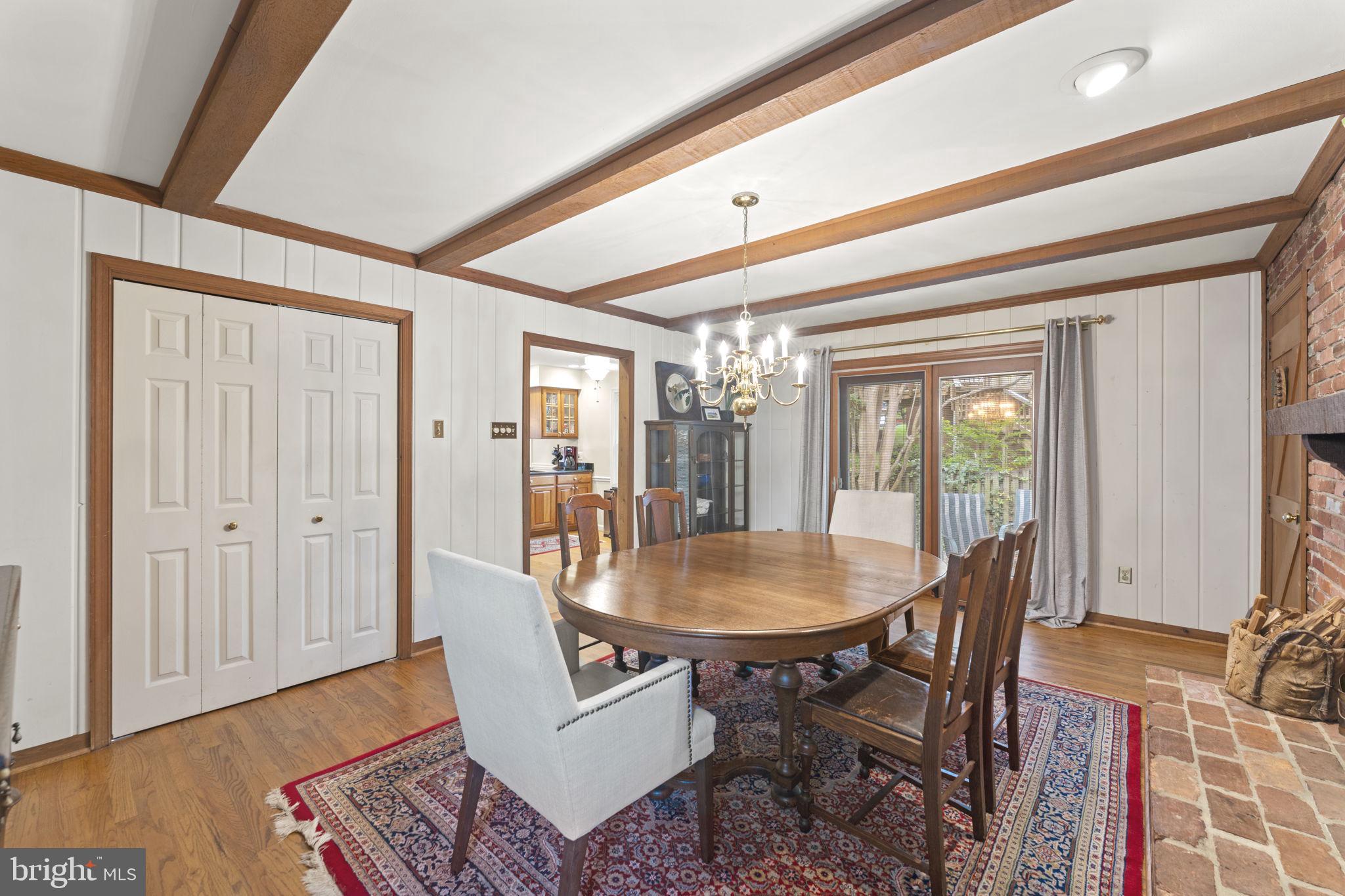 CAMELOT - Residential