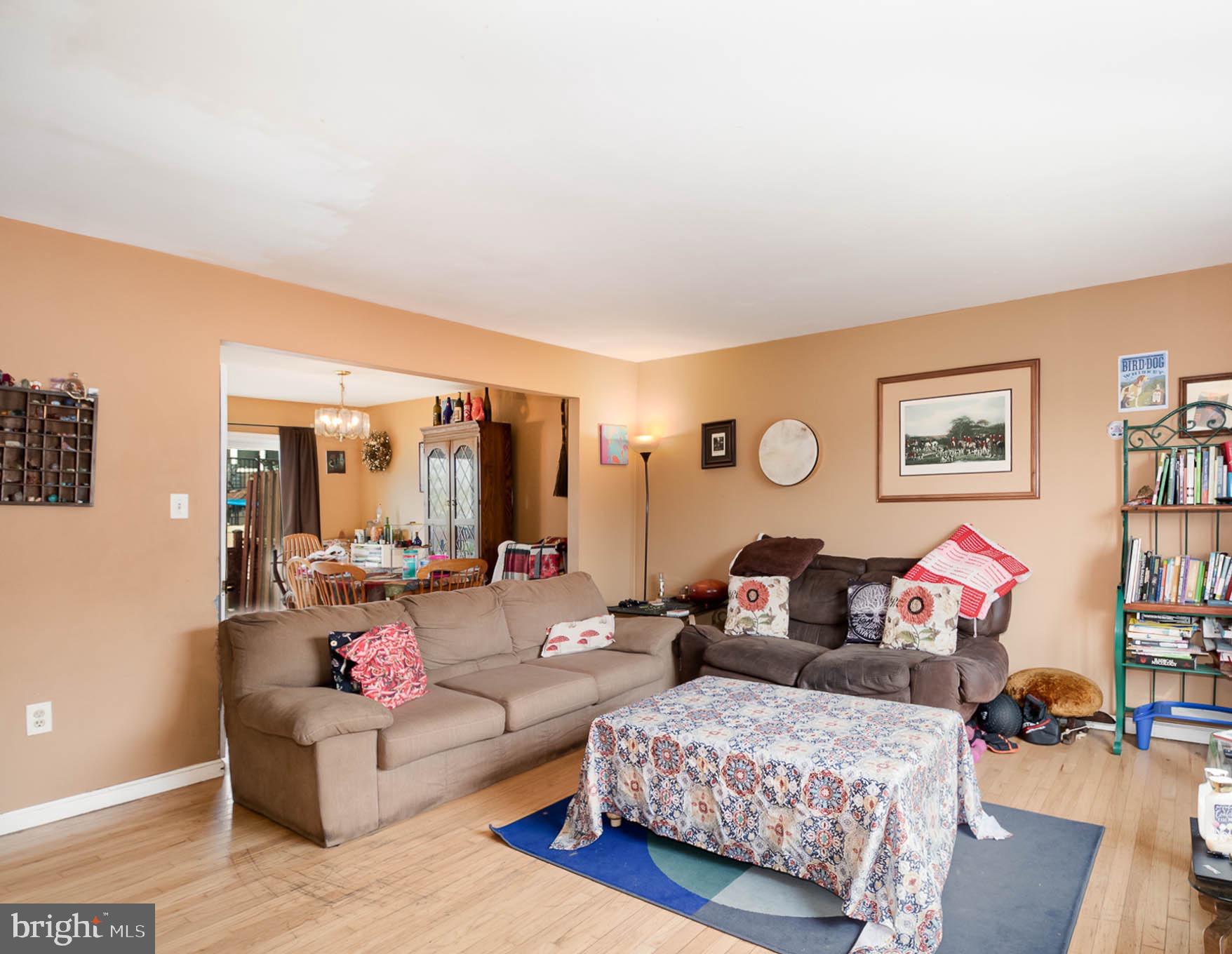 VILLAGE OF VALLEY GREEN - Residential