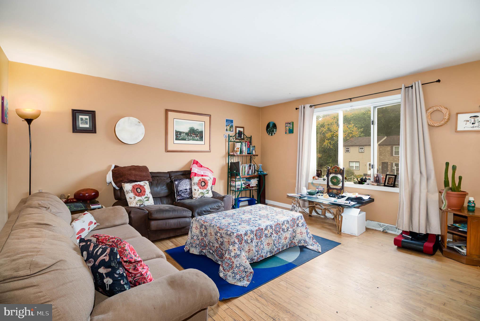 VILLAGE OF VALLEY GREEN - Residential