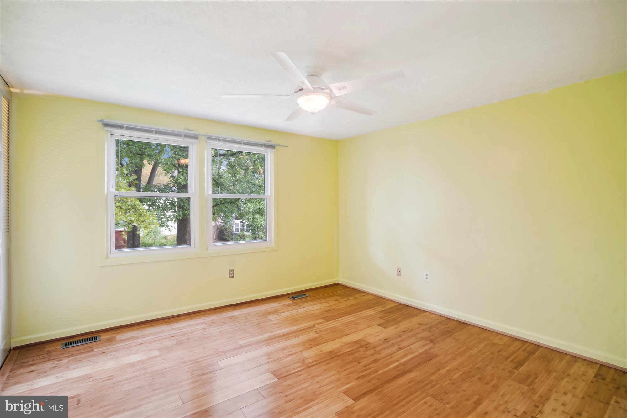 VILLAGE OF OWEN BROWN - Residential