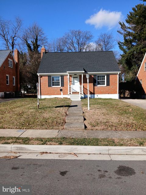 Photo of 3814 Lochearn Drive, BALTIMORE, MD 21207 (MLS # MDBC2148166)