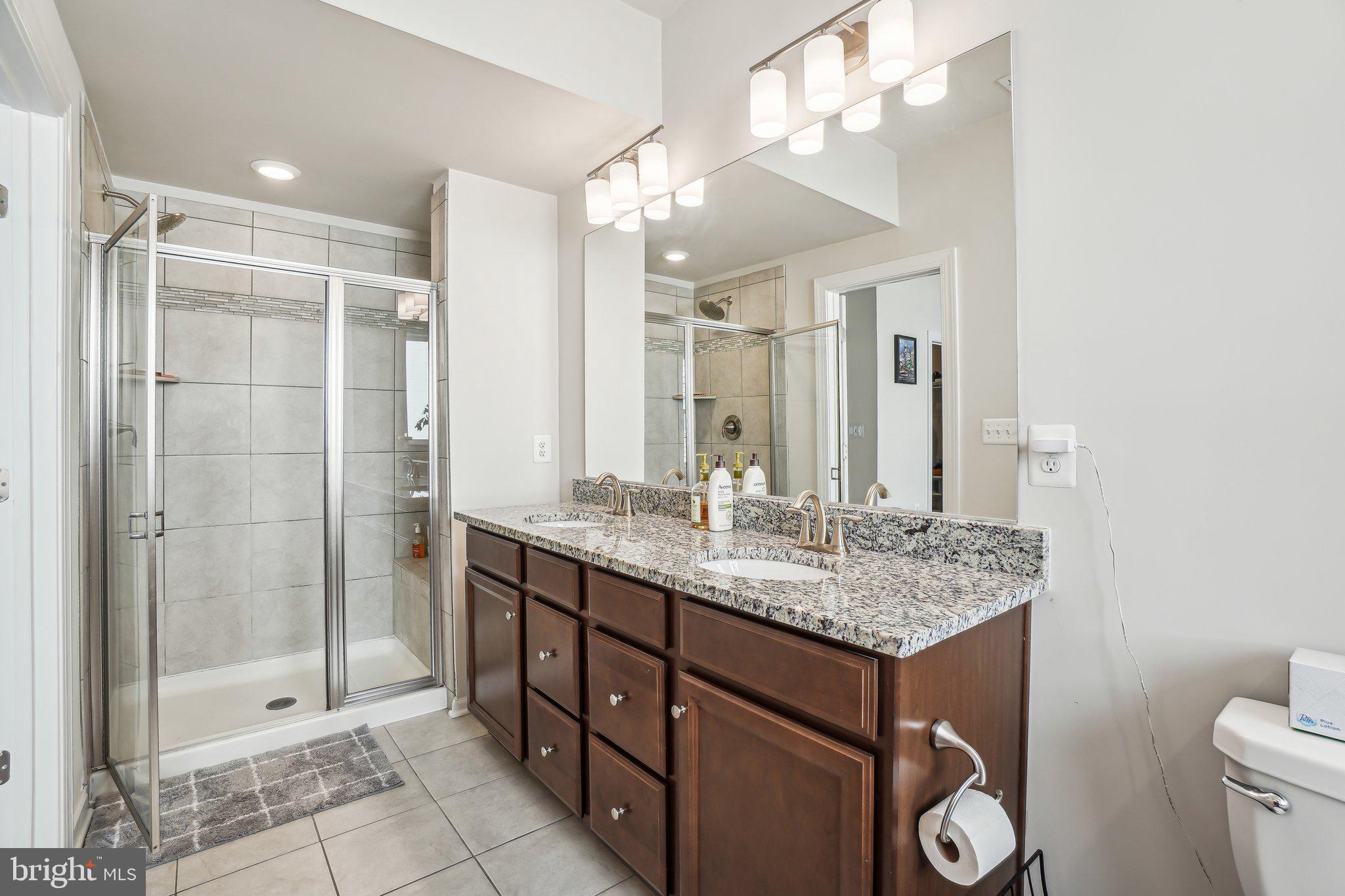 COLLEGE PARK - Residential