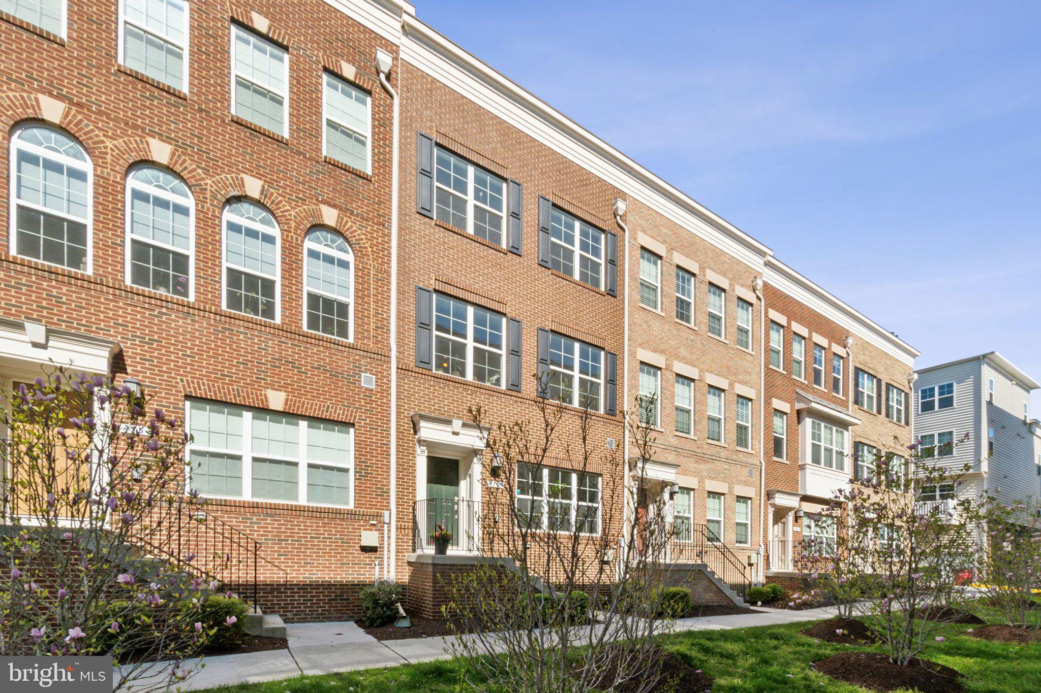 COLLEGE PARK - Residential