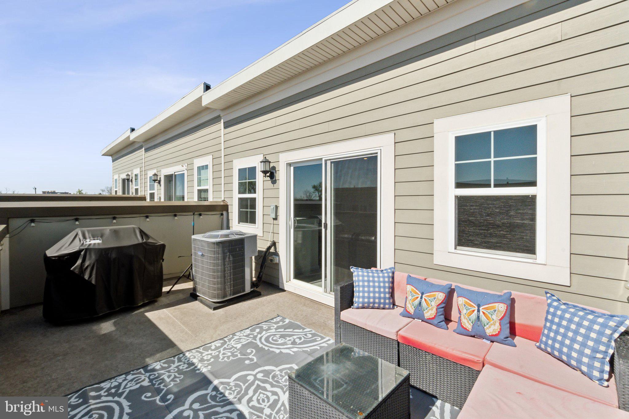 COLLEGE PARK - Residential