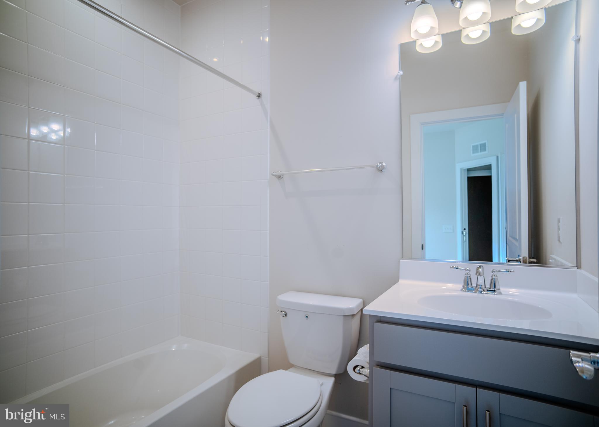 POTOMAC SHORES - Residential