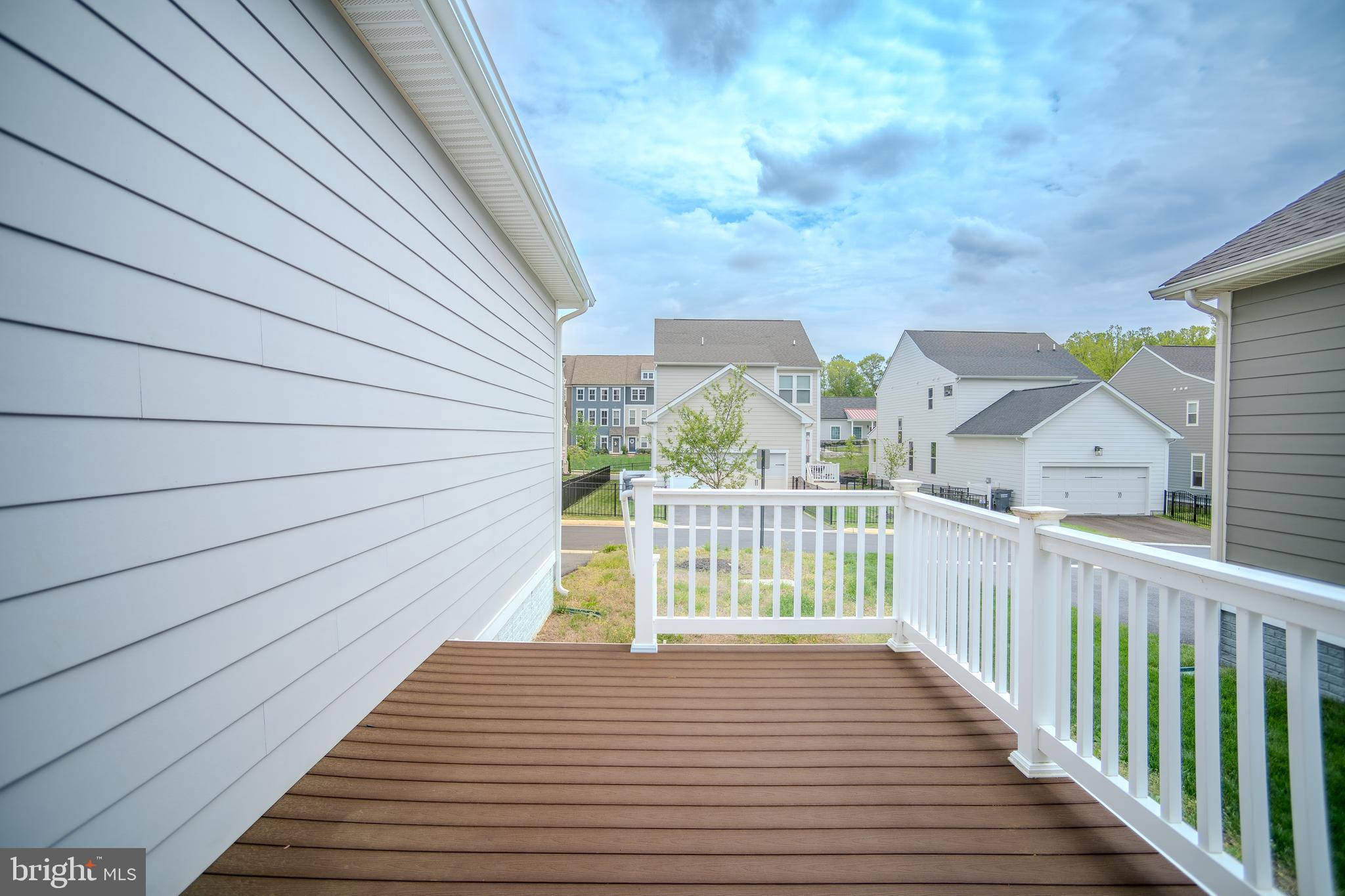 POTOMAC SHORES - Residential