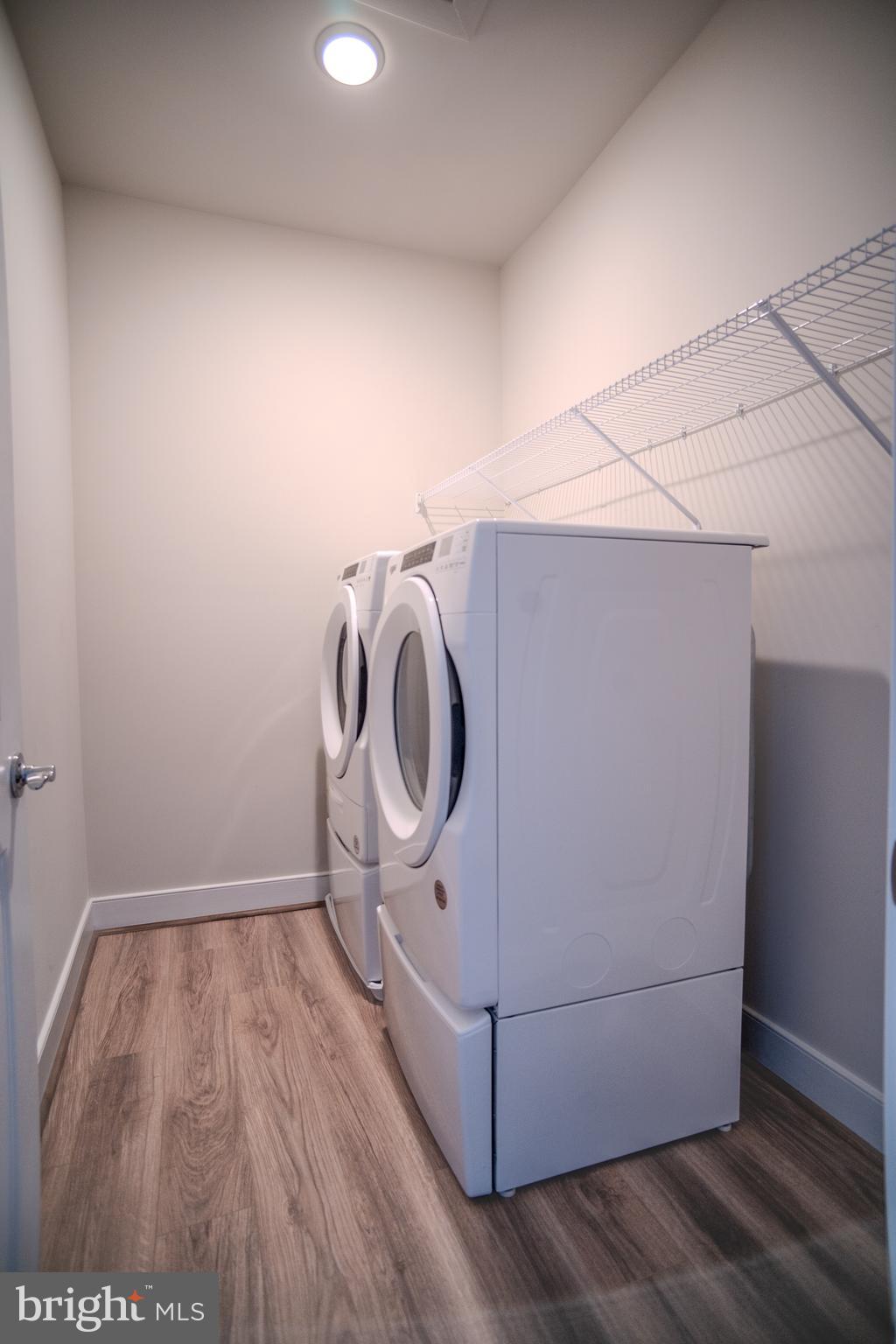 POTOMAC SHORES - Residential