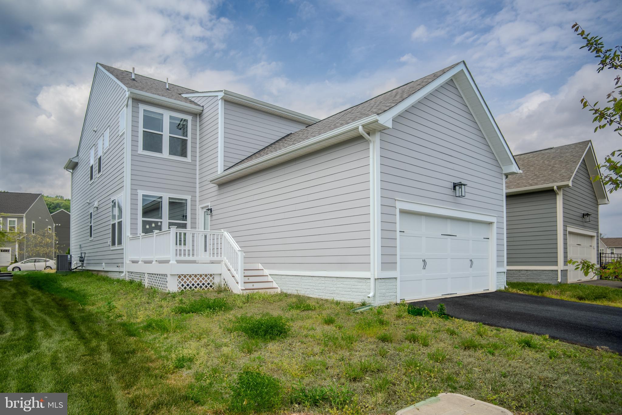 POTOMAC SHORES - Residential