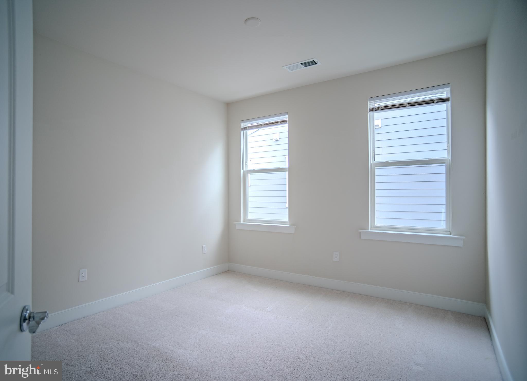 POTOMAC SHORES - Residential