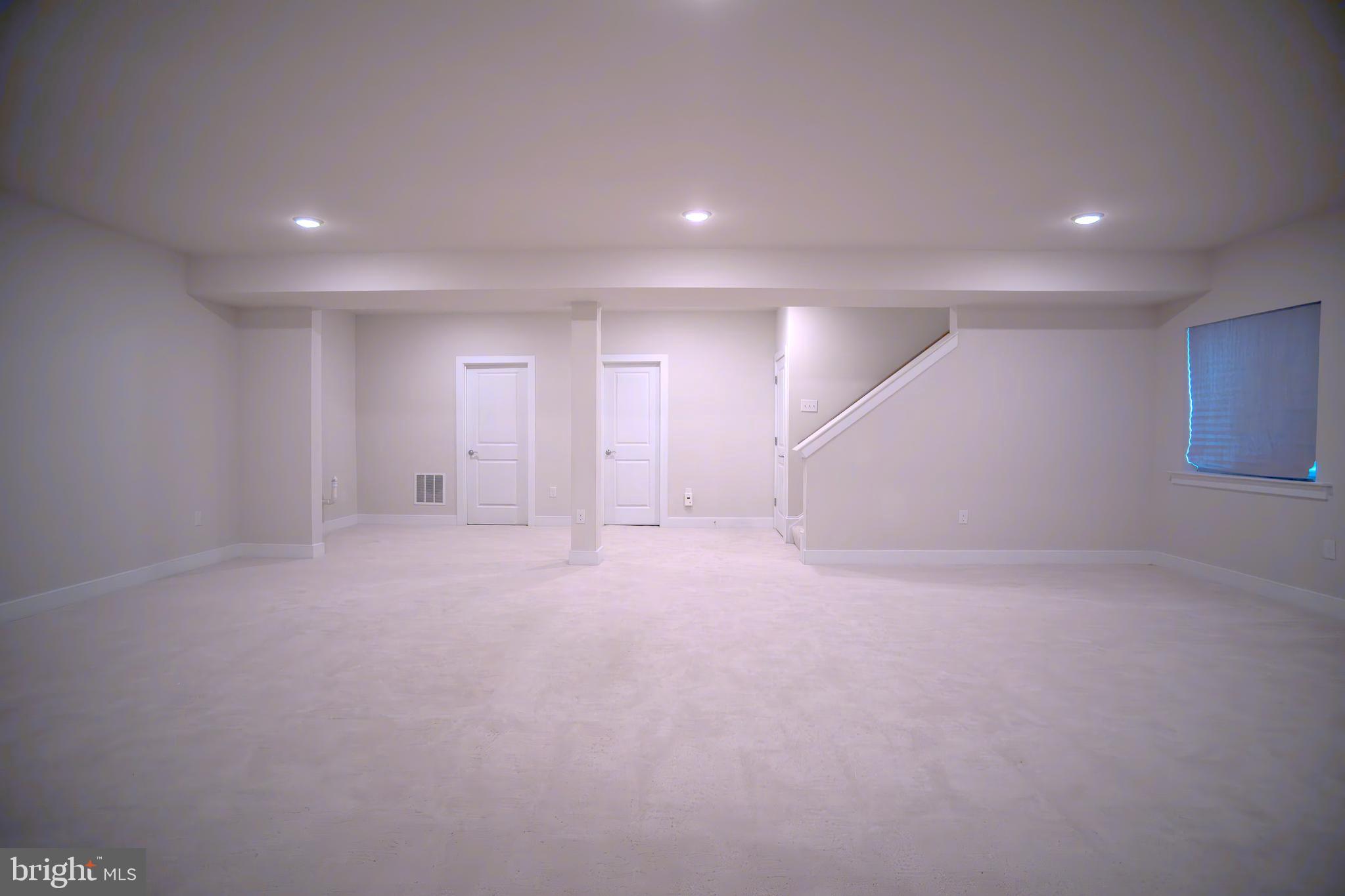 POTOMAC SHORES - Residential