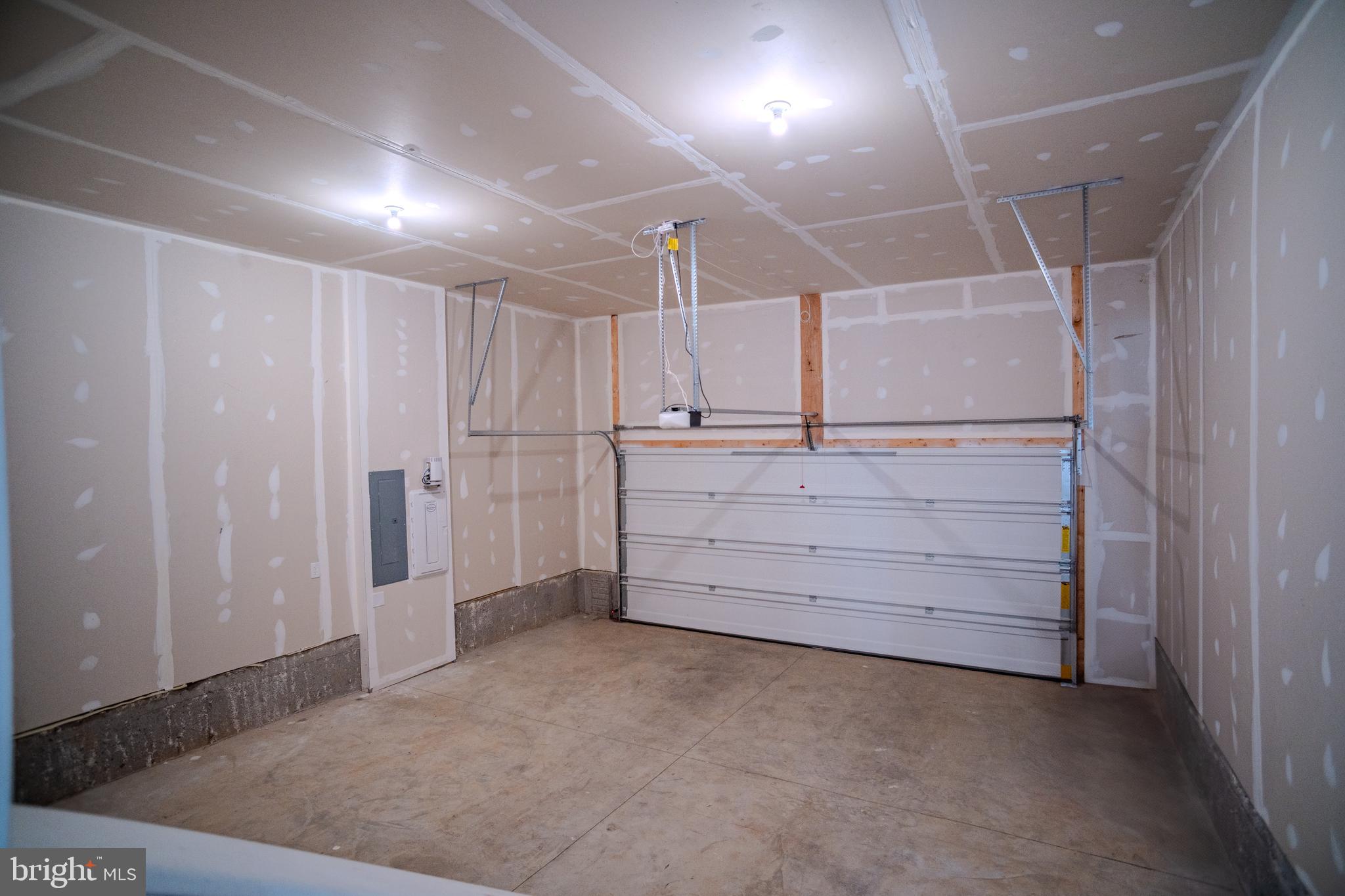 POTOMAC SHORES - Residential