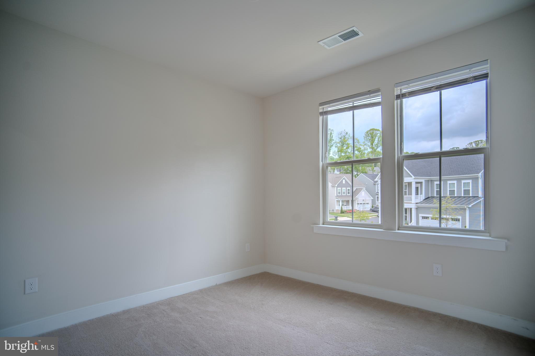 POTOMAC SHORES - Residential