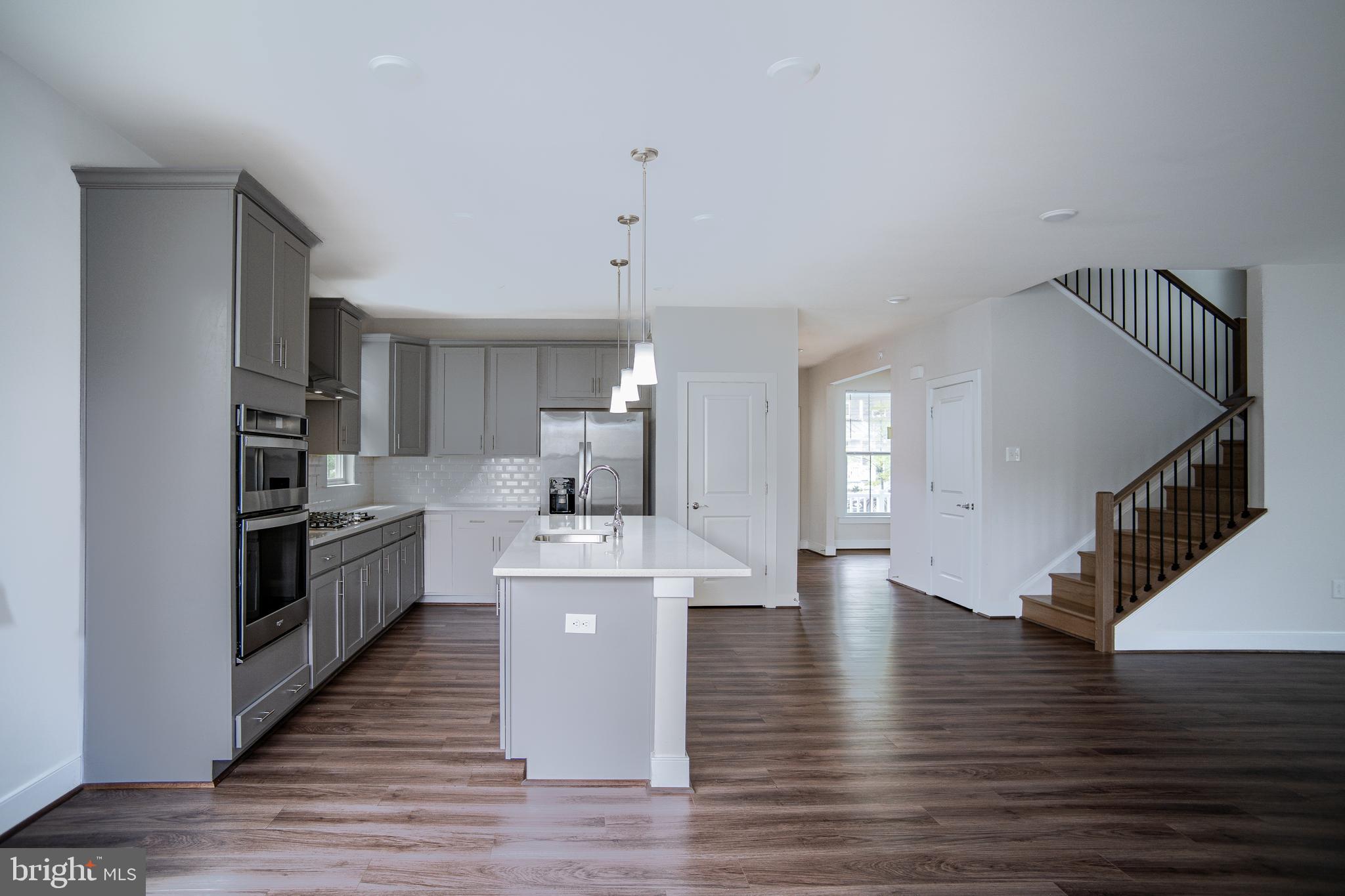 POTOMAC SHORES - Residential