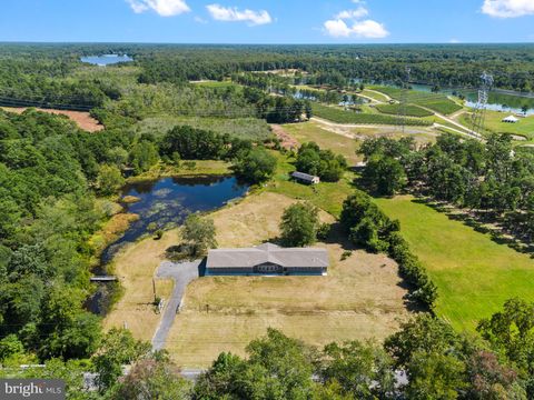 Homes For Sale - 812 W Malaga Road<br/> Gloucester County, WILLIAMSTOWN, NJ 08094