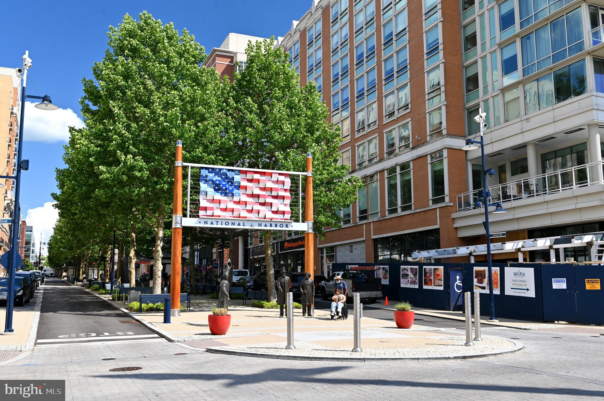 FLEET STREET CONDOMINIUMS - Residential