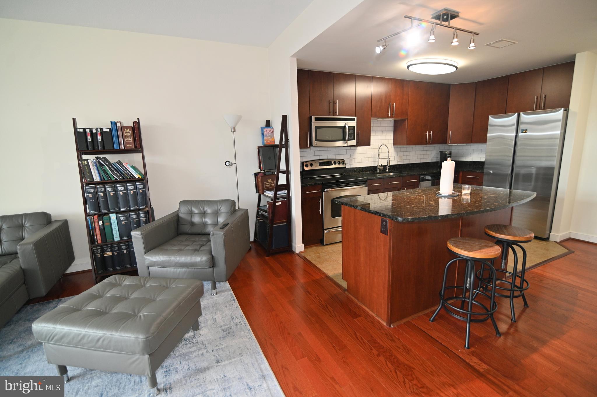 FLEET STREET CONDOMINIUMS - Residential