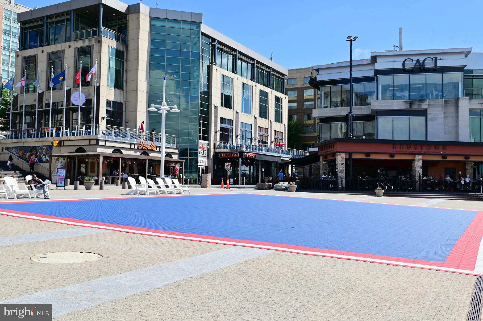 FLEET STREET CONDOMINIUMS - Residential