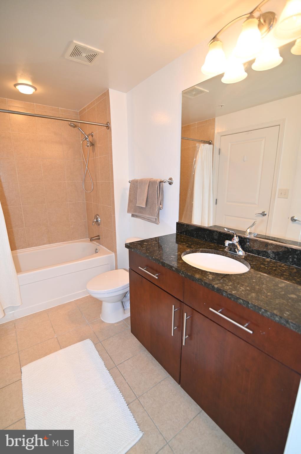 FLEET STREET CONDOMINIUMS - Residential