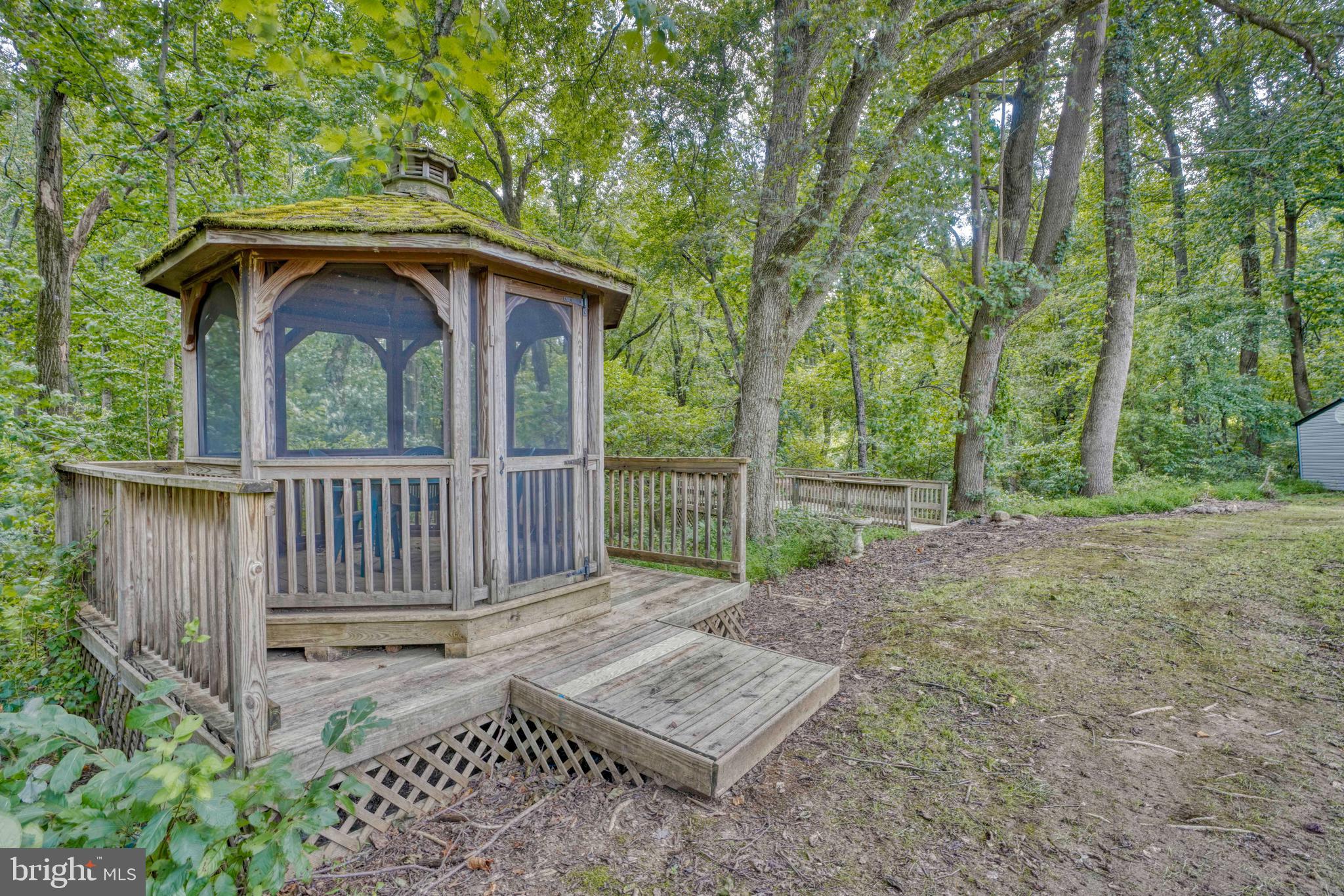 GREENFIELDS - Residential