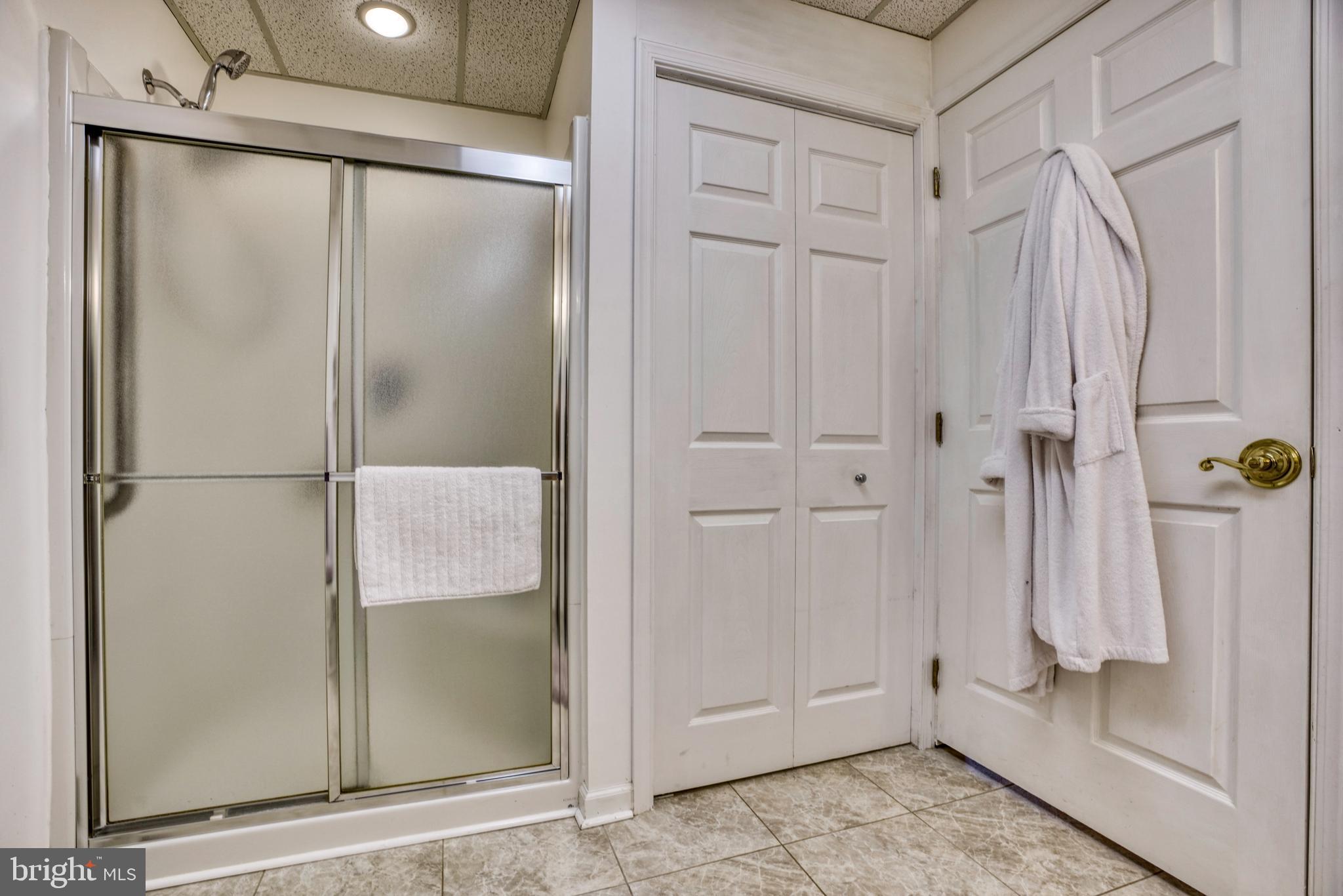 GREENFIELDS - Residential