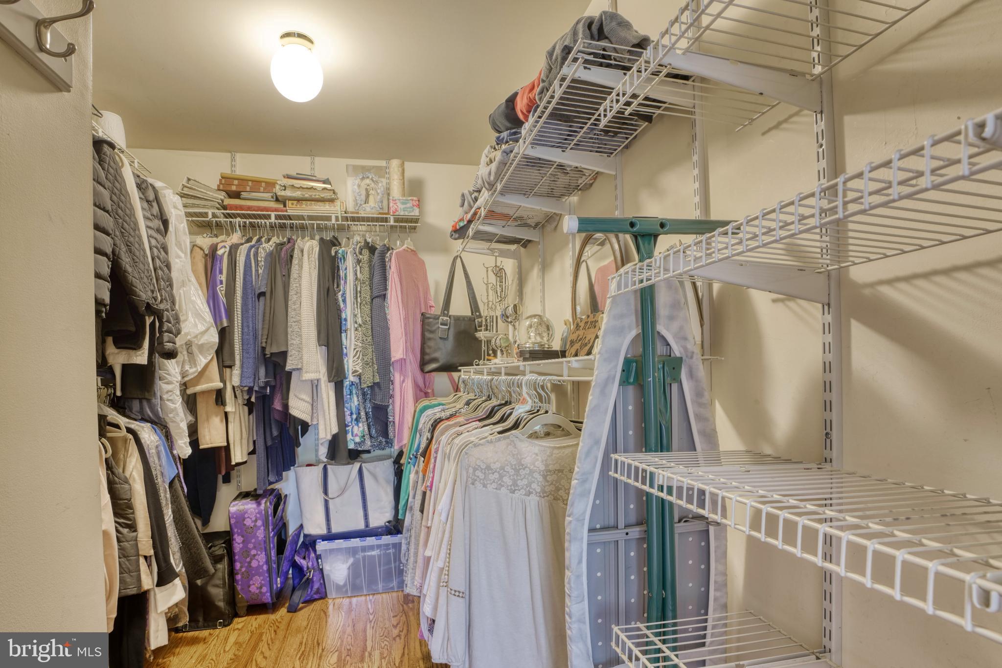 GREENFIELDS - Residential